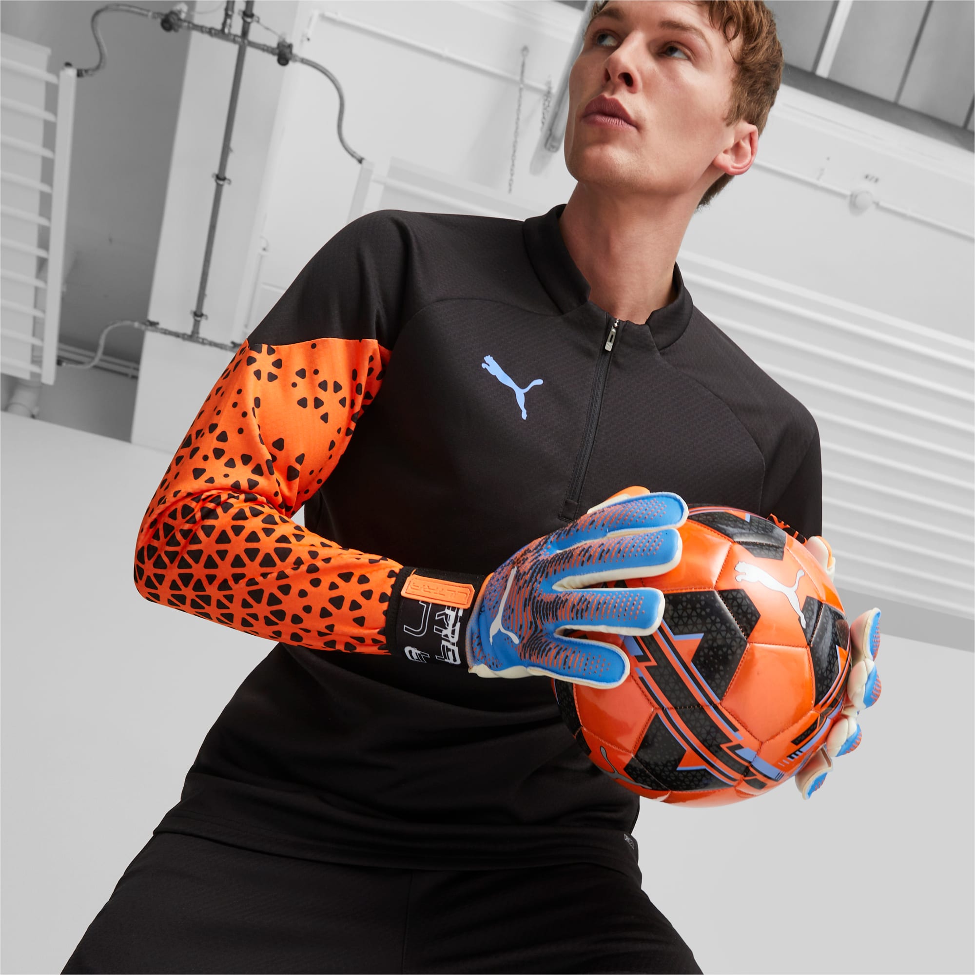 最新作売れ筋が満載 プーマ メンズ レディース サッカー キーパーグローブ PUMA ユニセックス ウルトラ グリップ ハイブリッド ゴールキーパー  グローブ
