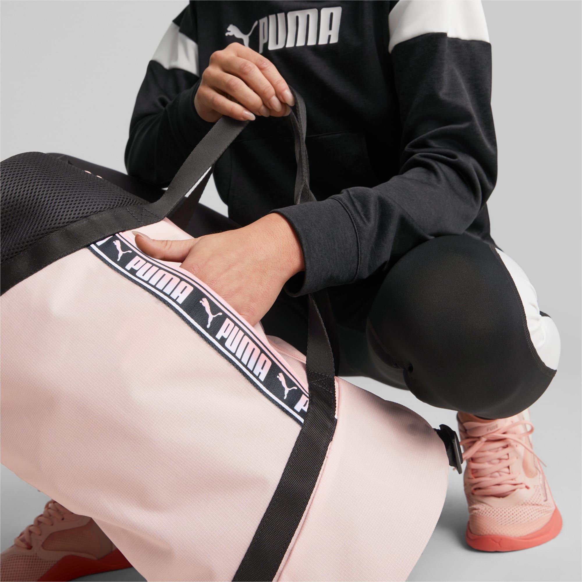 Puma ambition barrel bag deals