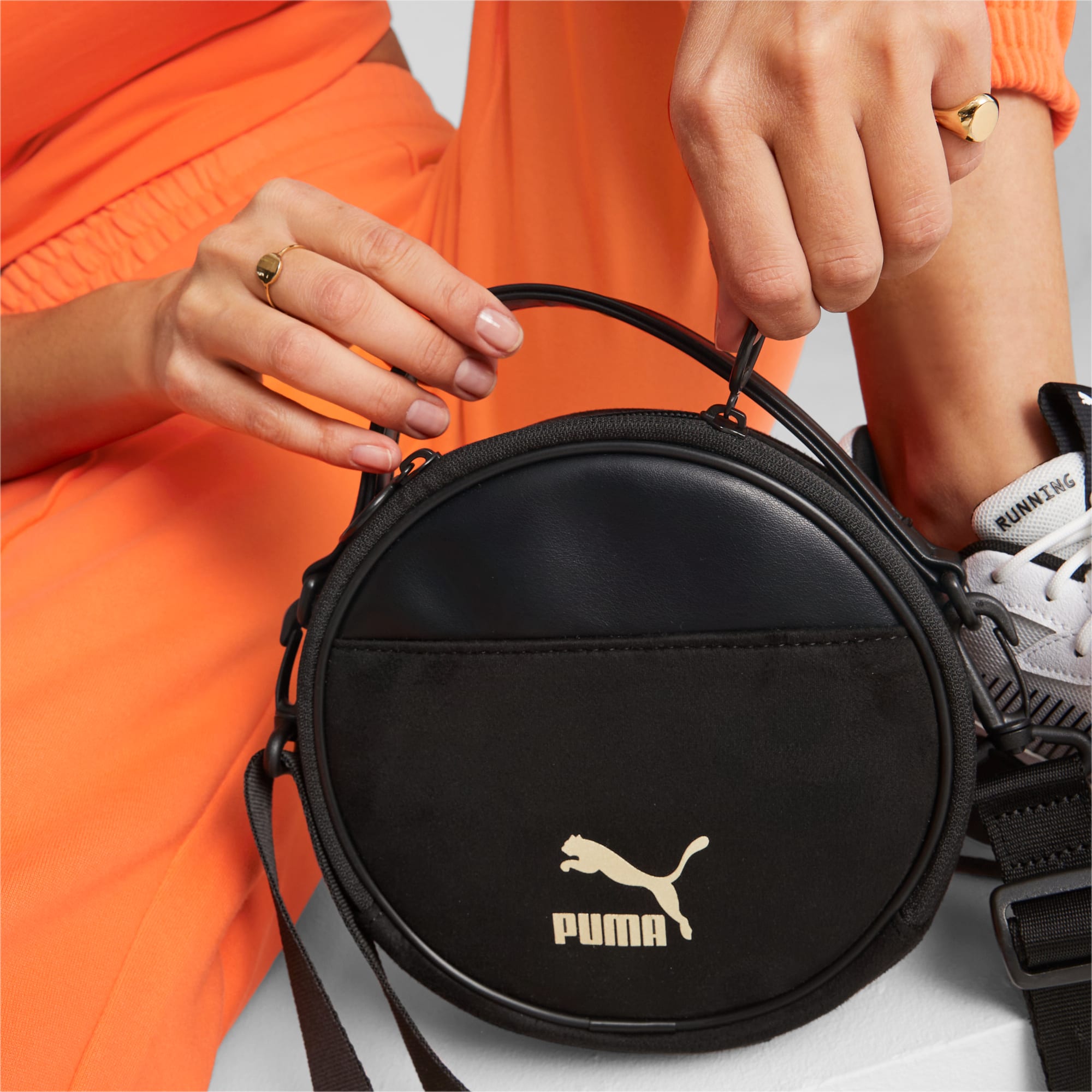 Puma shop round bag