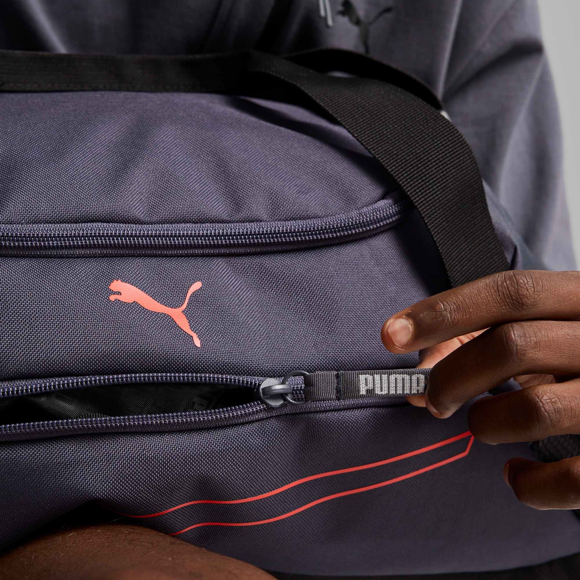 Puma fundamentals sports bag s top