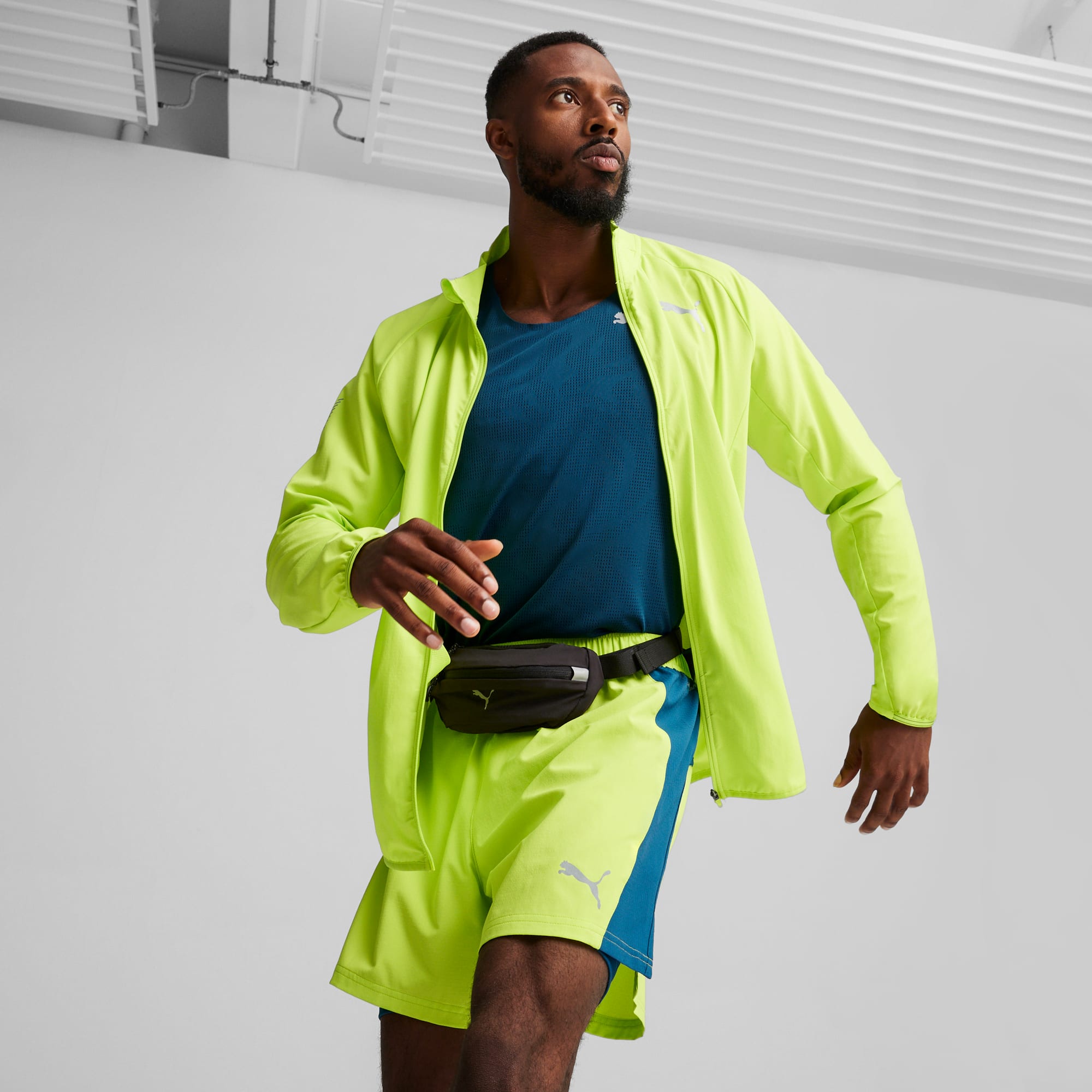 PR Classic 0.8L Running Waist Bag, Puma Black, large-SEA