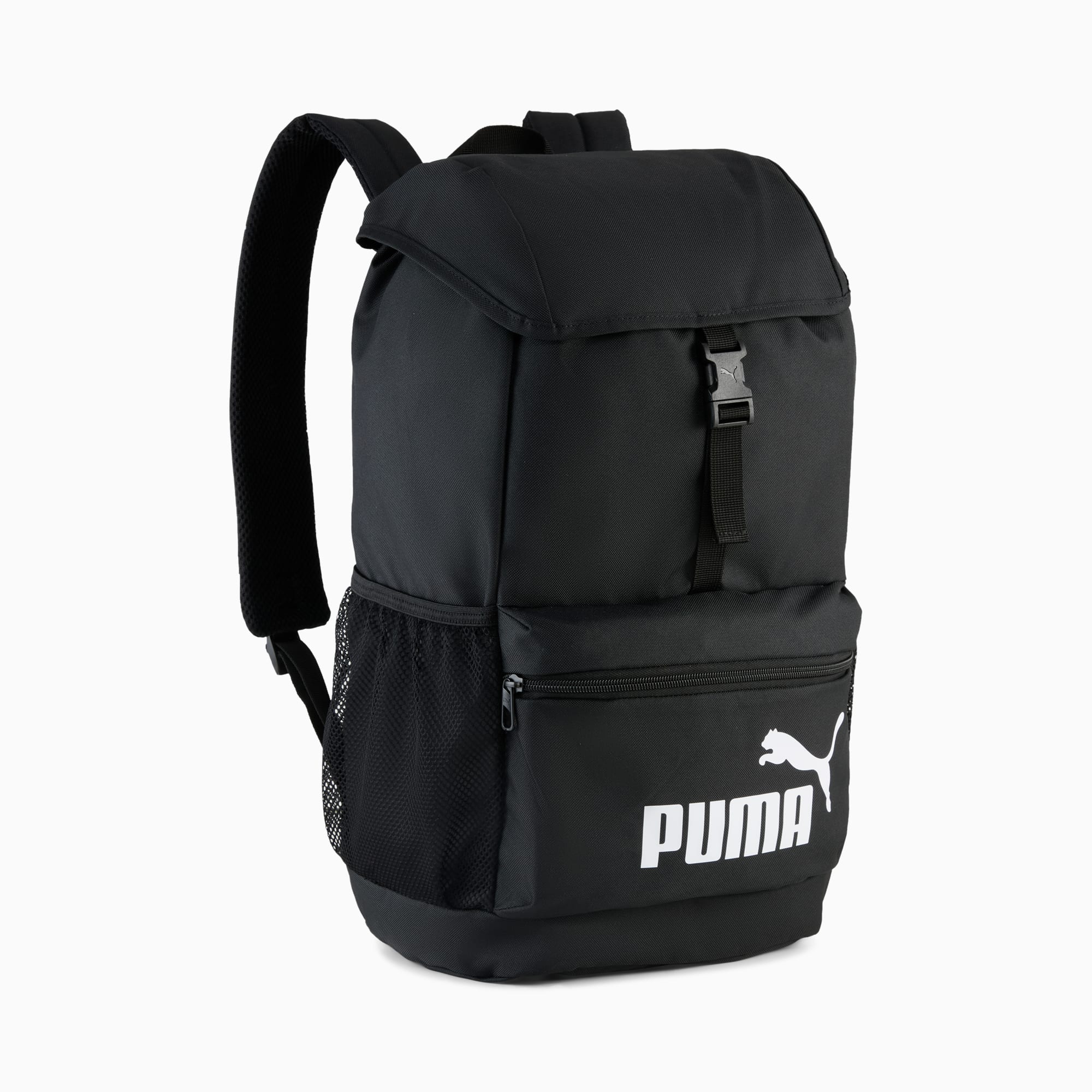 Sac &agrave; dos PUMA noir avec rabat &agrave; boucle et poche lat&eacute;rale en filet.