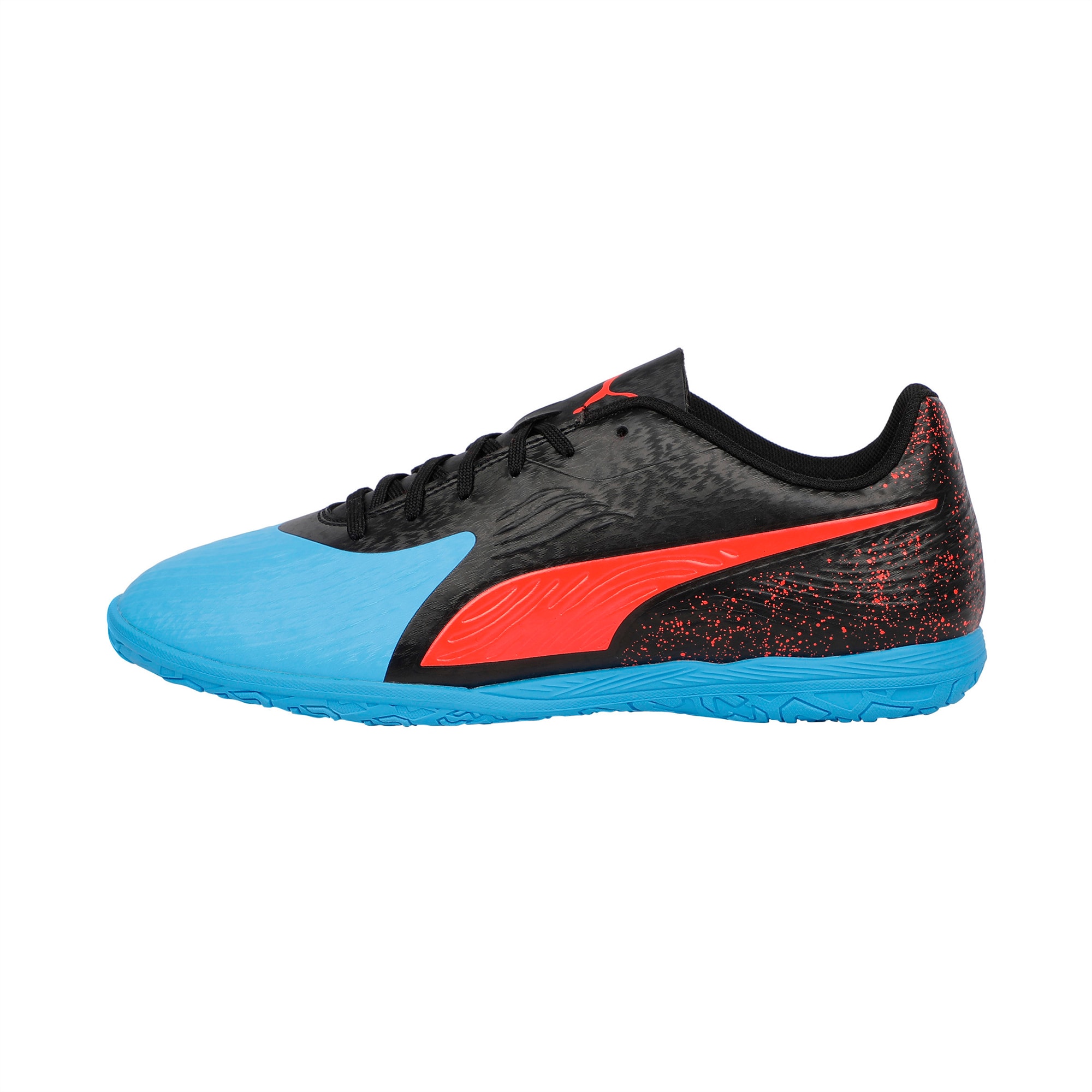 puma football training shoes