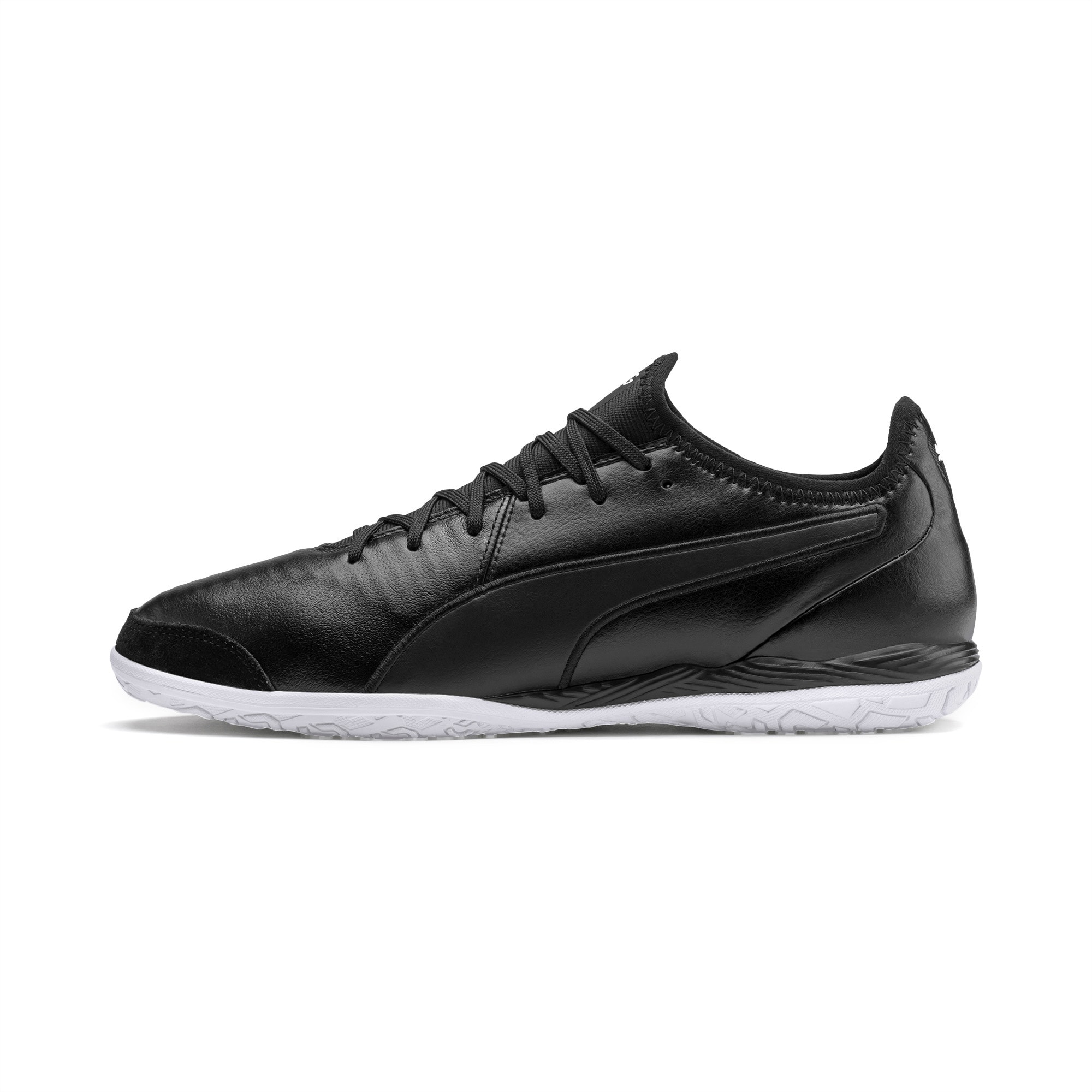 puma king indoor trainers