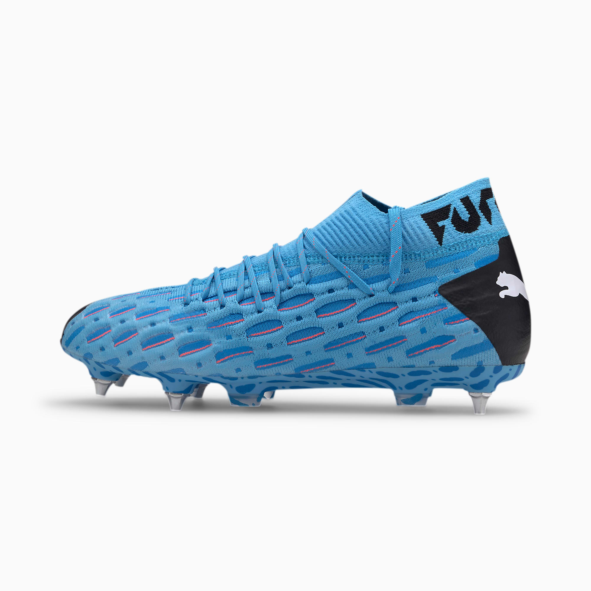 modern football boots
