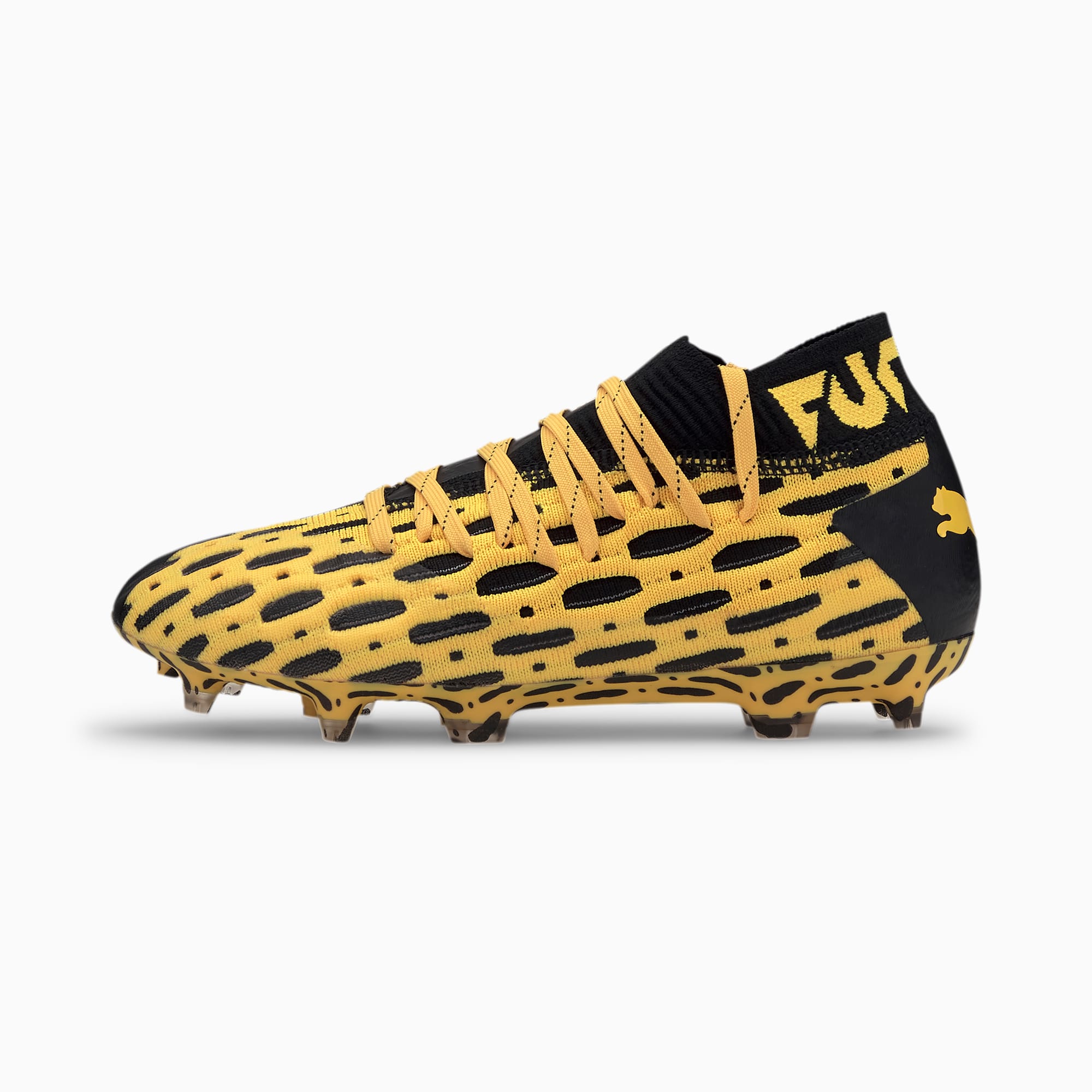 yellow puma soccer shoes