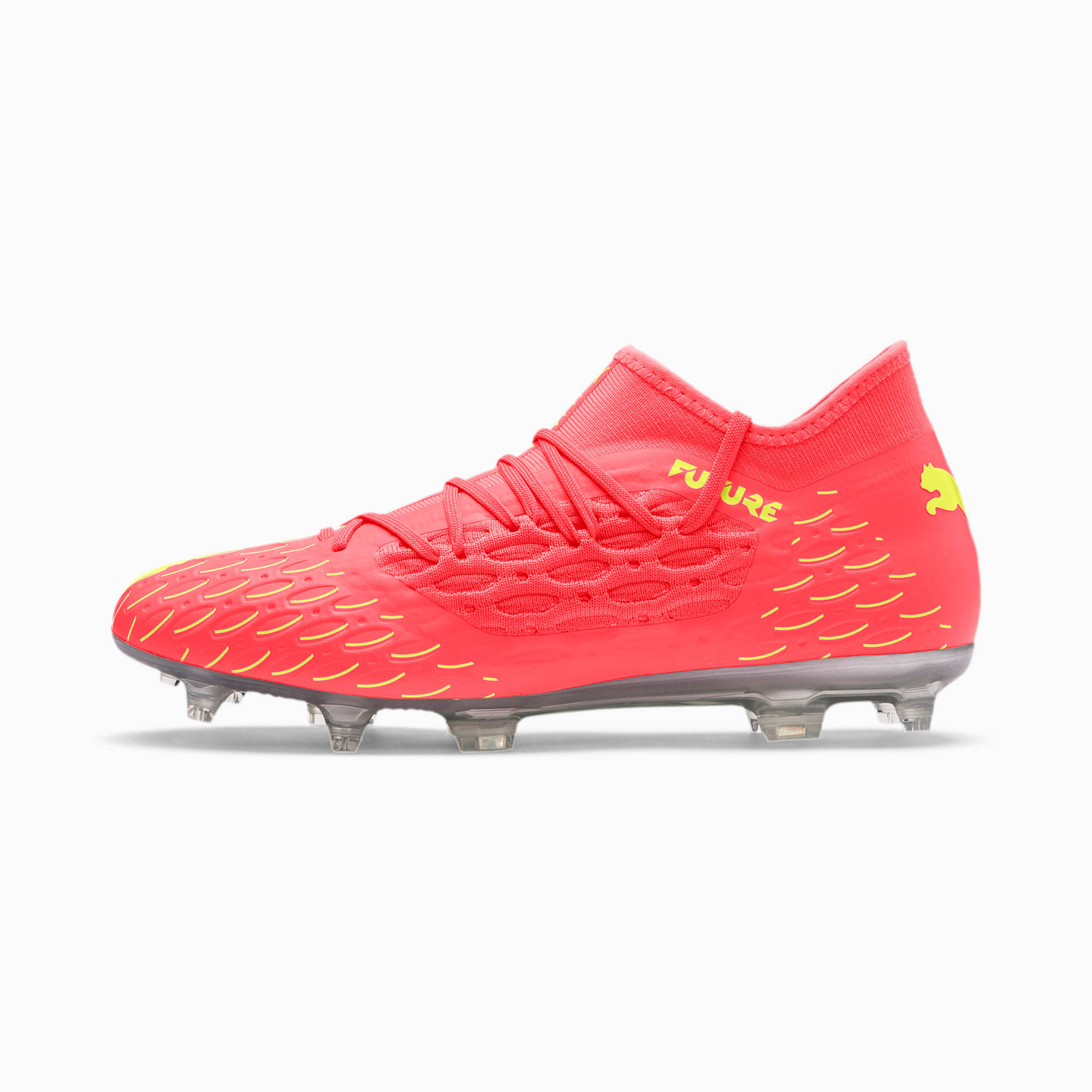 mens soccer cleats