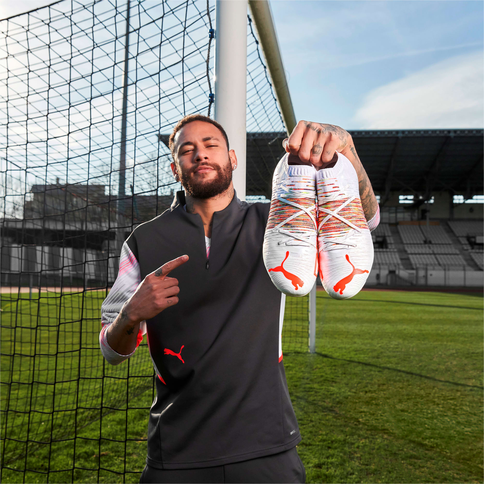 FUTURE Z 1.1 FG/AG Men's Football Boots, Puma White-Red Blast, extralarge