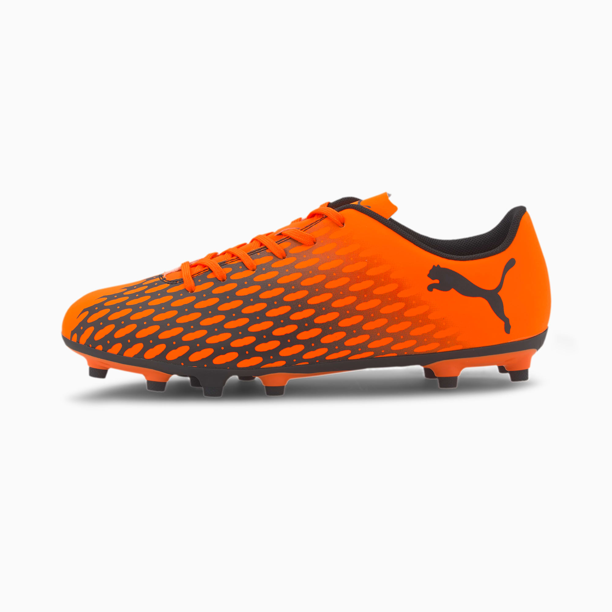 studded soccer cleats