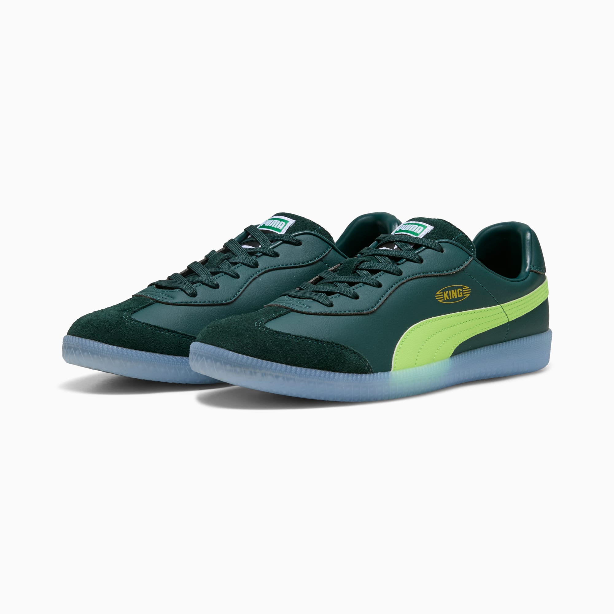 Baskets PUMA vertes pour adultes avec bout en daim et bande vert clair.