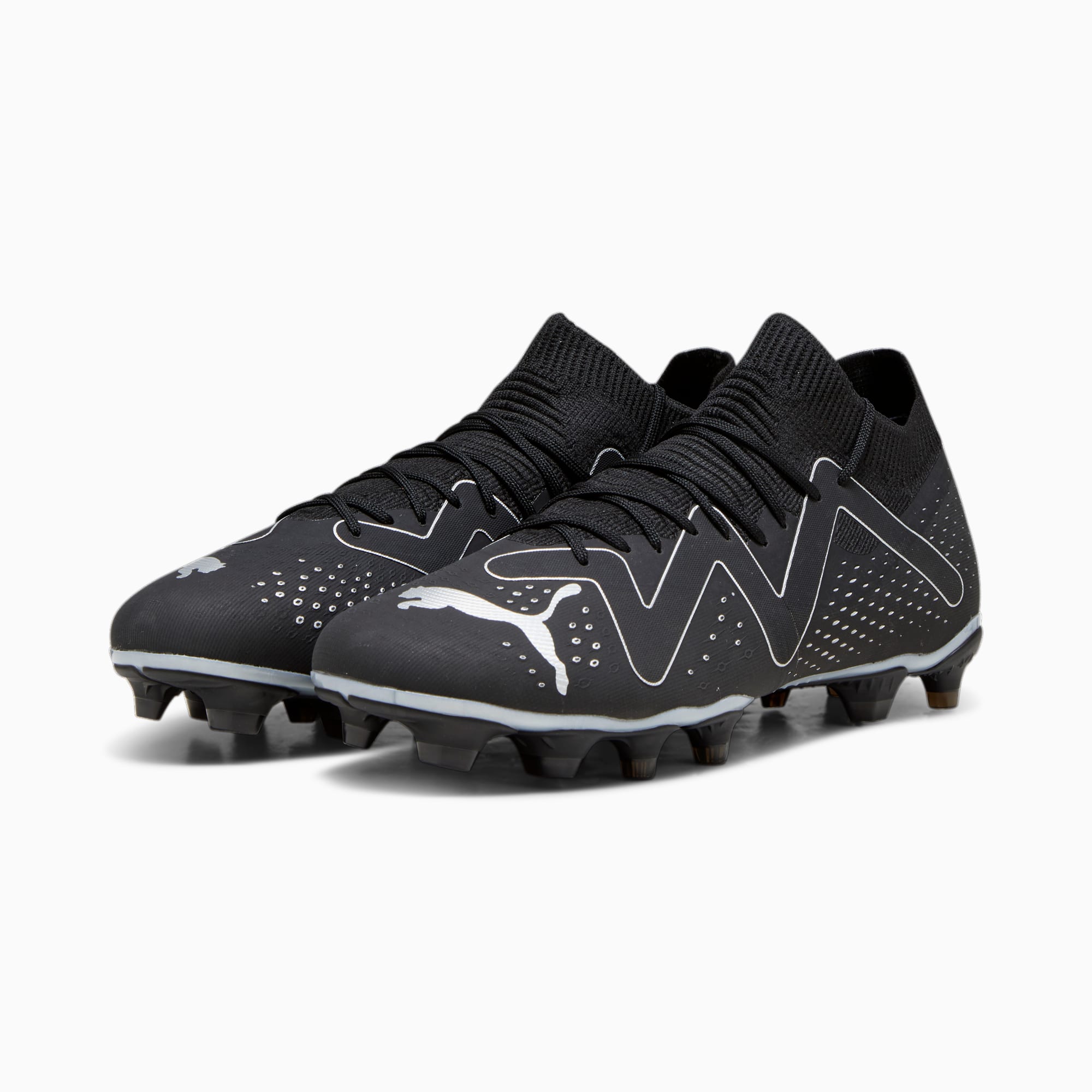 All black mens football boots shop