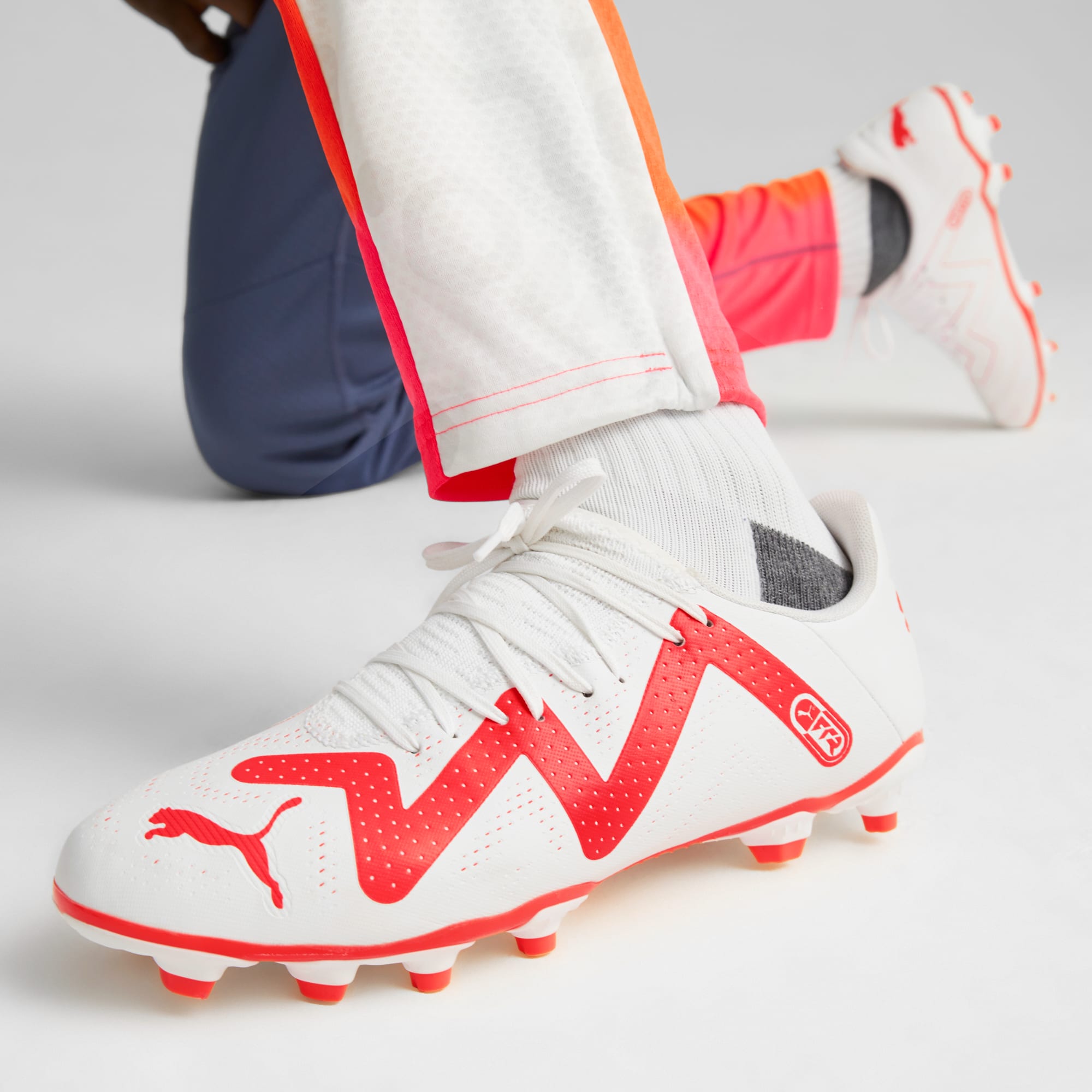 FUTURE PLAY FG/AG Men's Soccer Cleats | PUMA