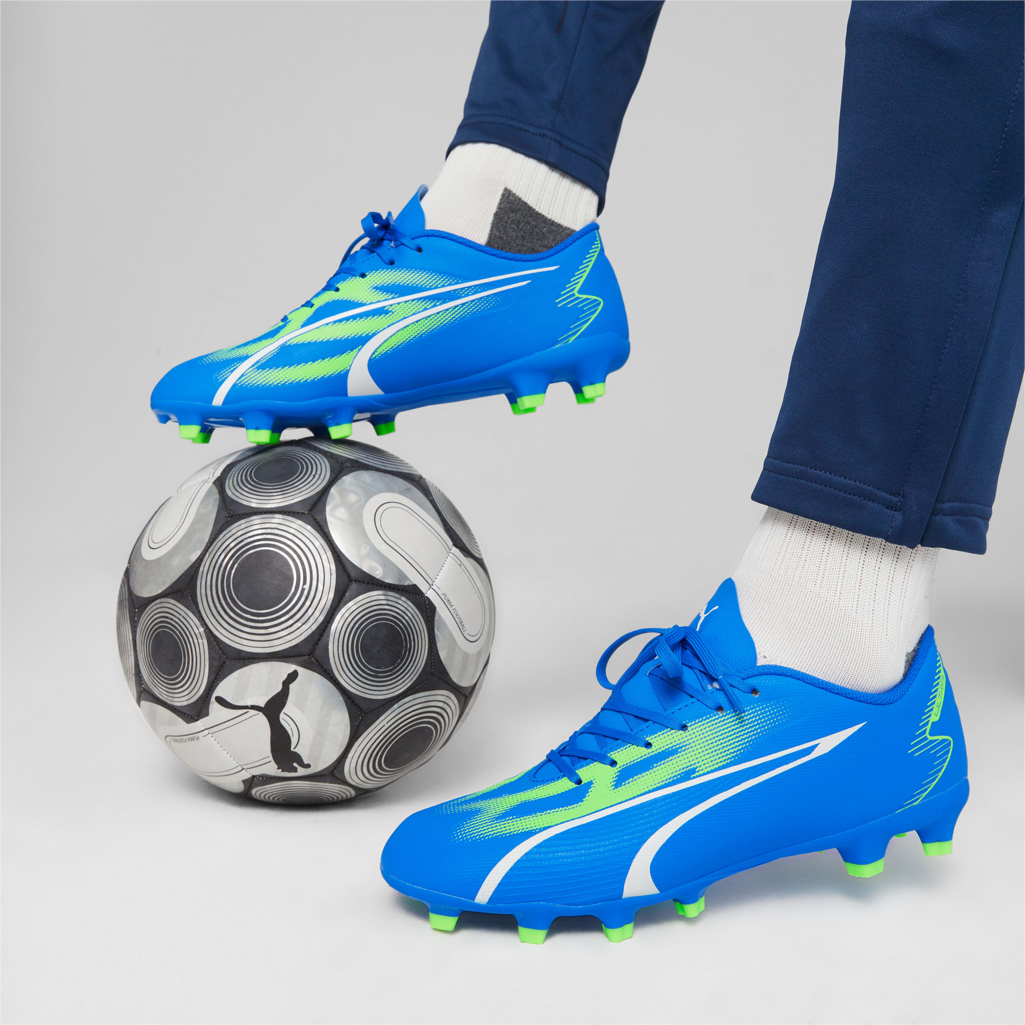 Chaussures de football ultra play FG/AG blanc homme - Puma