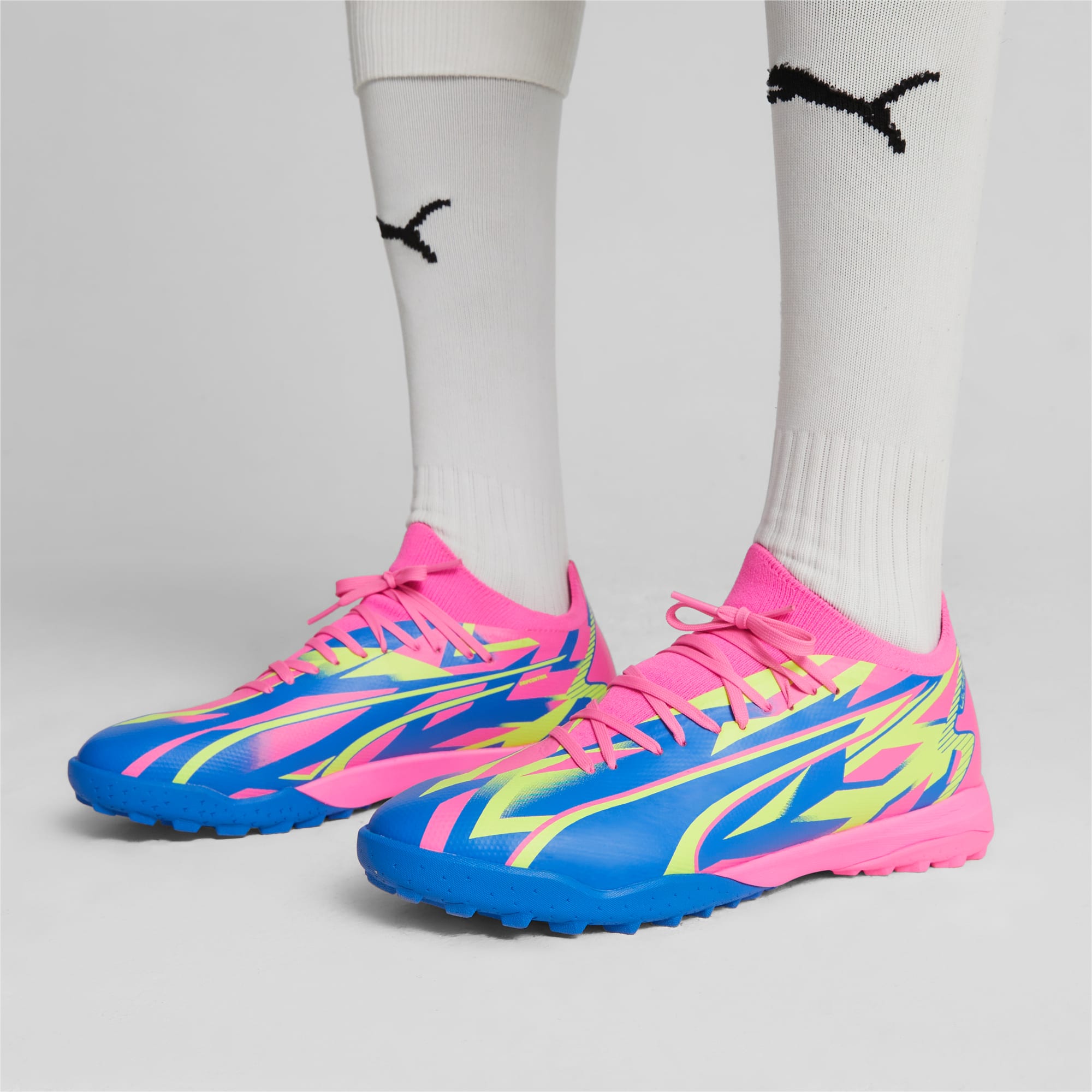 Peach football boots discount