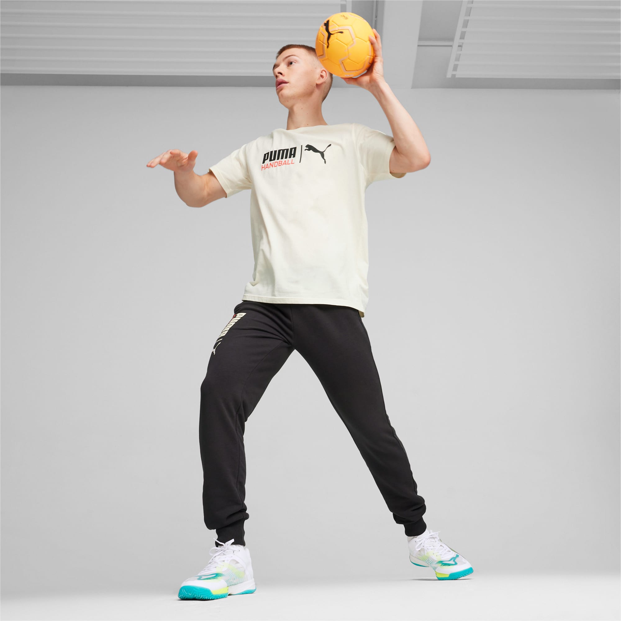 Puma shop handball ball
