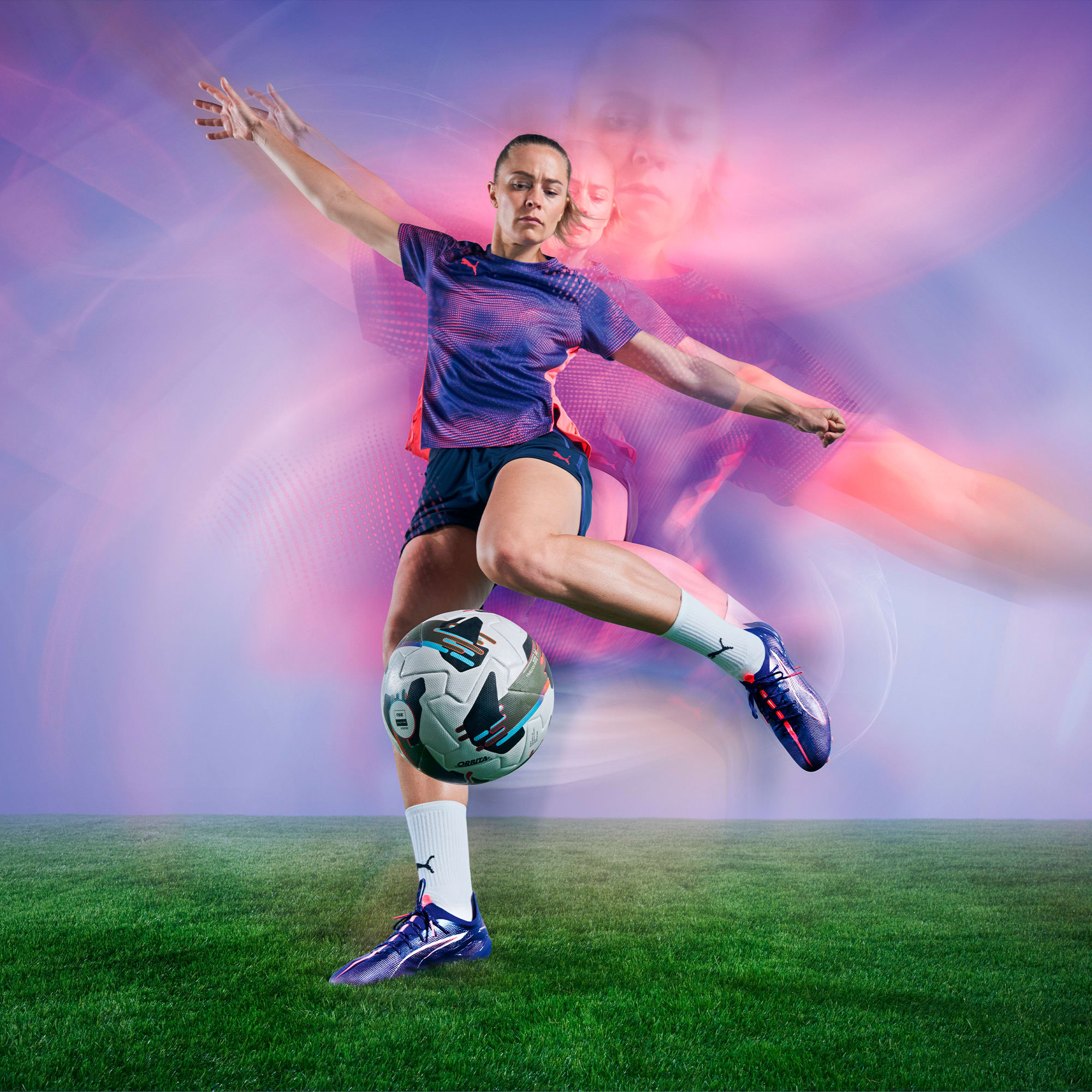 Tacos de futbol ULTRA 5 ULTIMATE FG para mujer PUMA