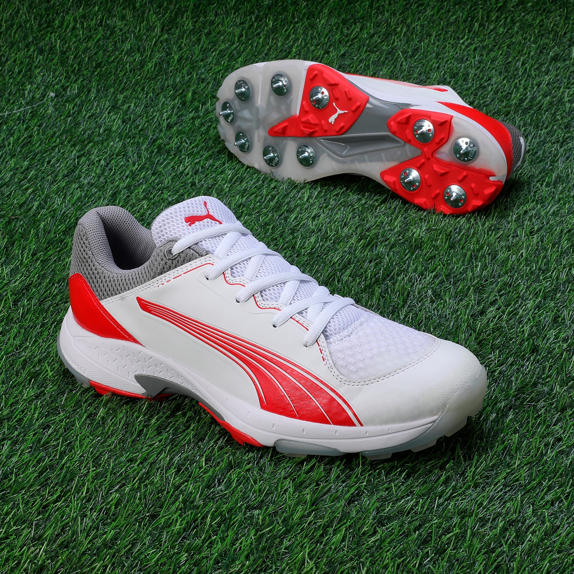 Cheap cricket spikes shoes hot sale