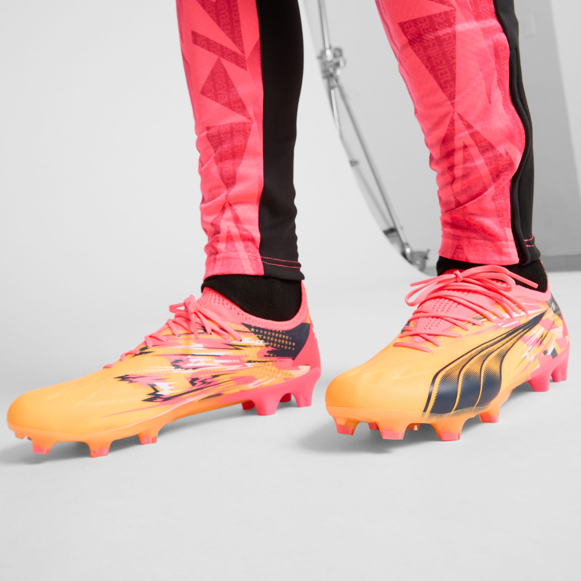 PUMA x CHRISTIAN PULISIC ULTRA ULTIMATE Firm Ground