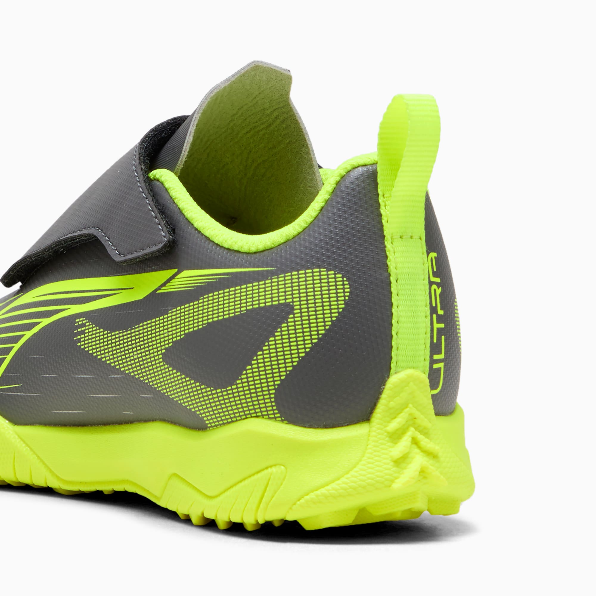 靴 p グランドプロ フェザーアーク レーザースニーカー mens 27000