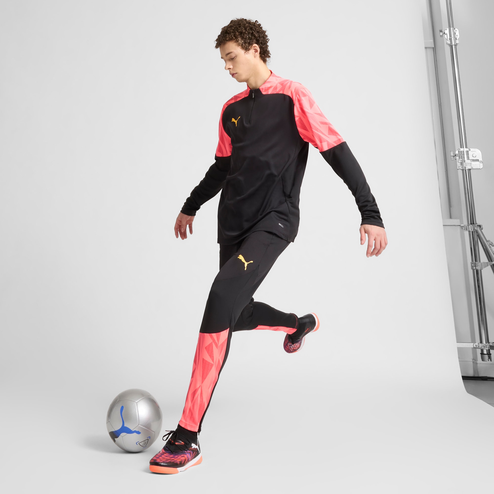 FUTURE-8-MATCH-Indoor-Training