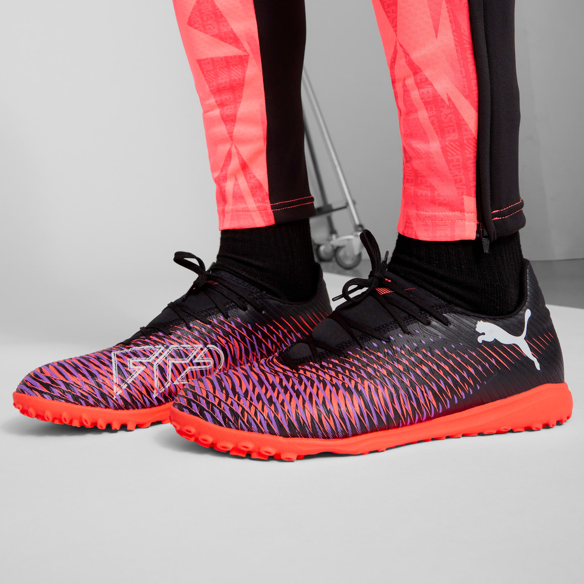 FUTURE 8 PLAY TT Men's Soccer Cleats | PUMA