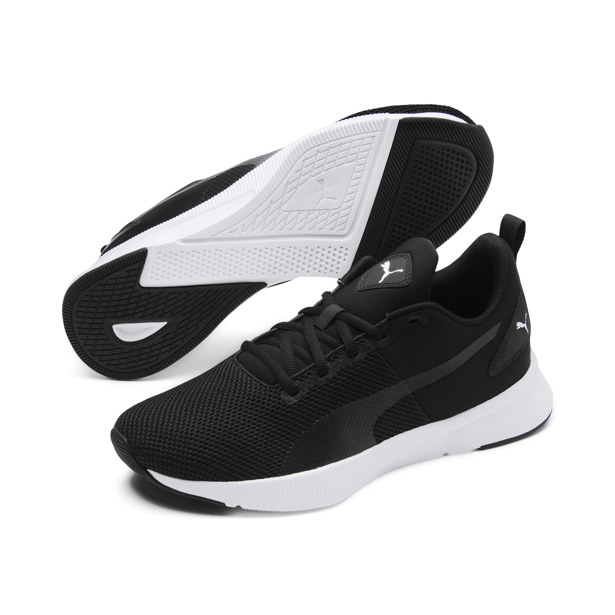 puma flyer runner black white