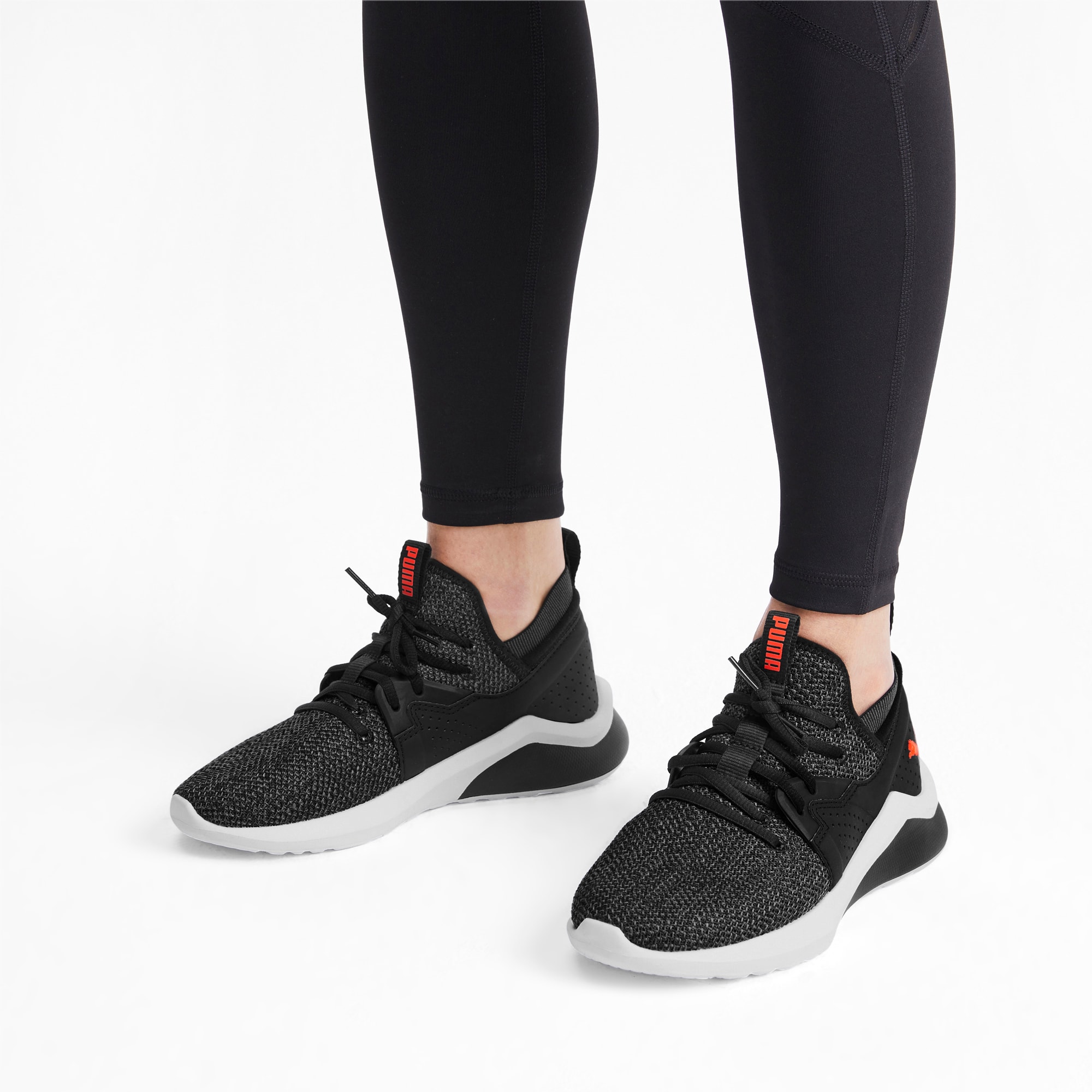 Puma emergence hotsell black running shoes