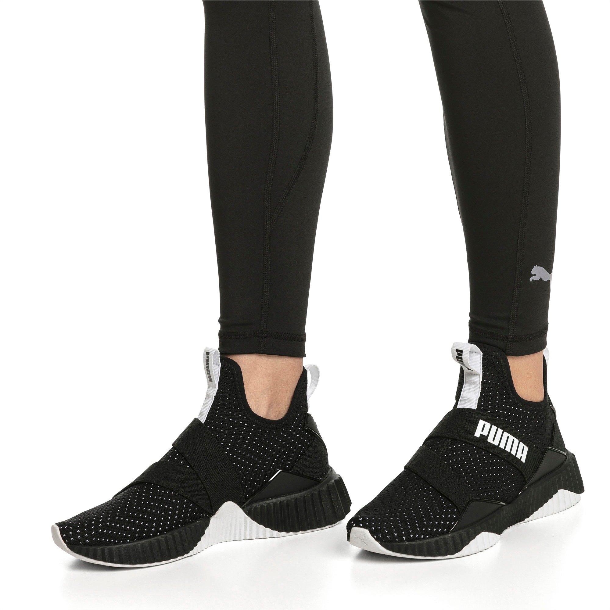 Defy Mid Core Women s Shoes