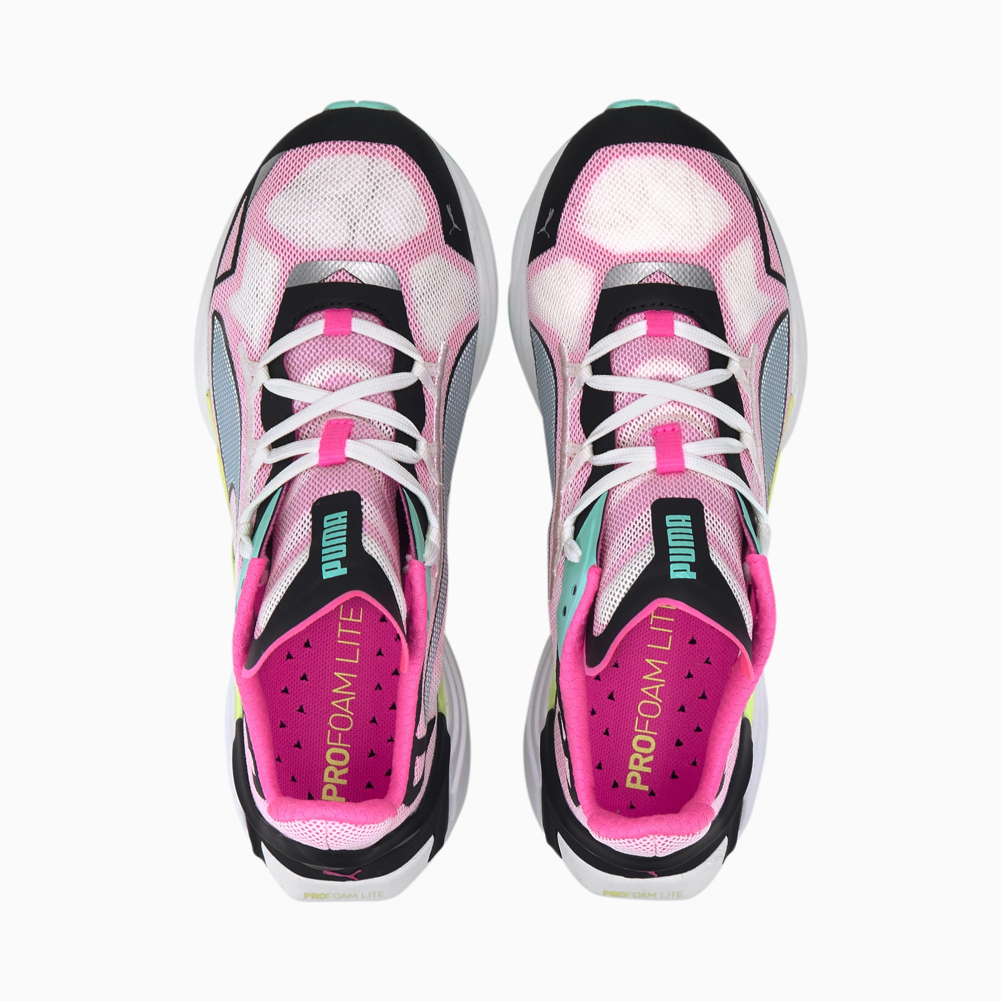 puma running white shoes