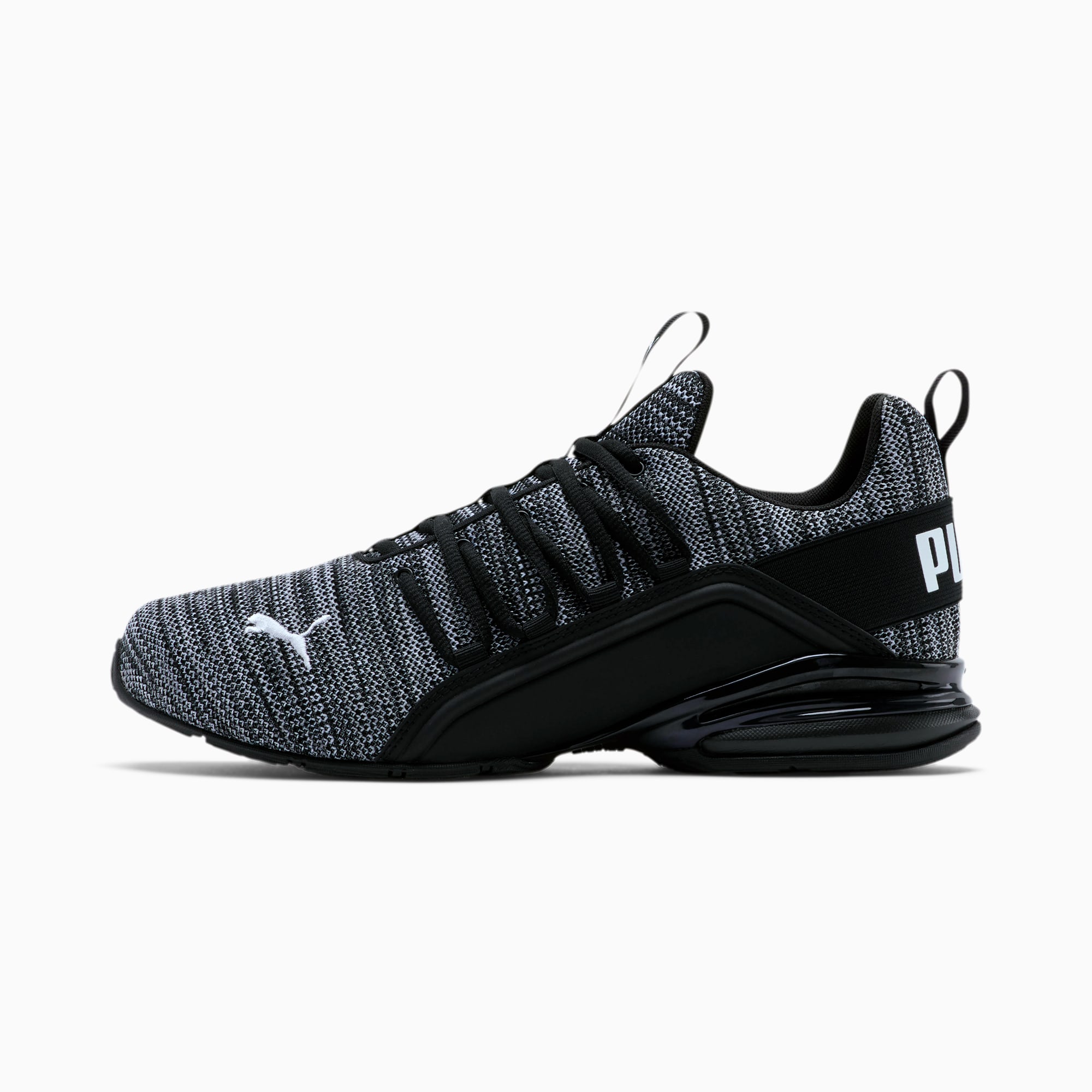 black puma gym shoes