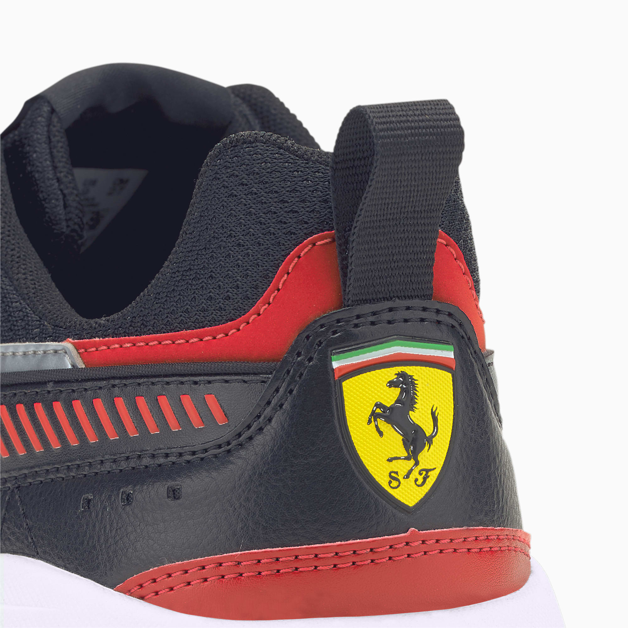 Puma hot sale race trainers
