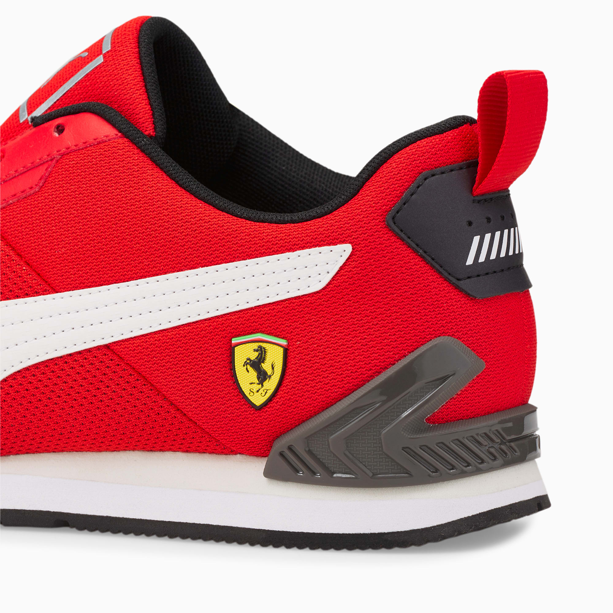 Puma ferrari track outlet