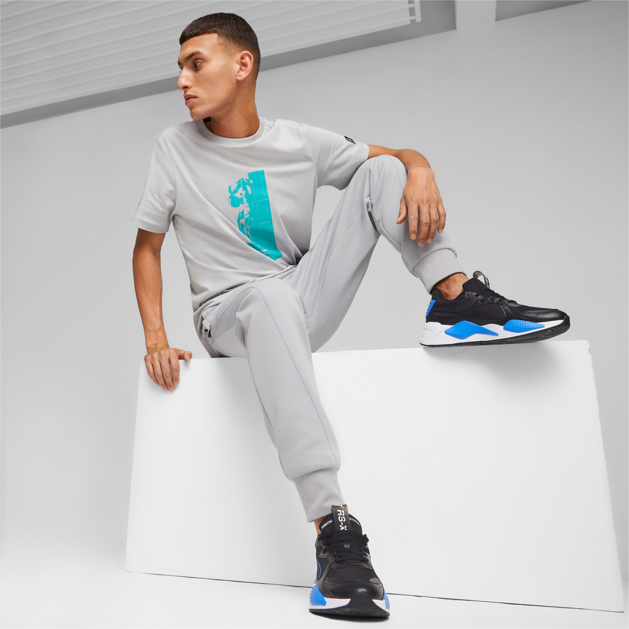 Mercedes AMG PETRONAS RS X Sneakers blue PUMA