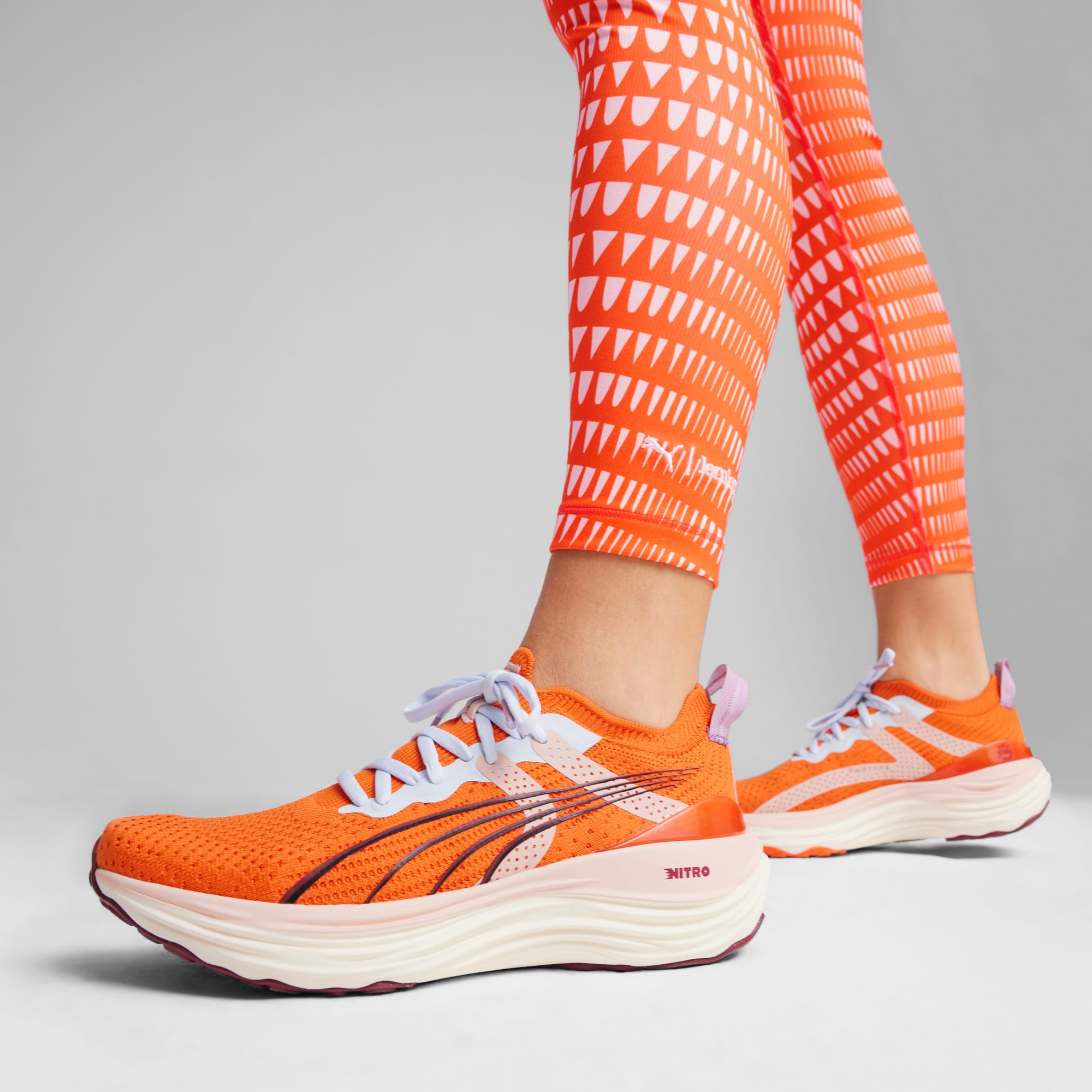 PUMA x LEMLEM レディーススニーカー オレンジ PUMA x Lemlem Forever Run Nitro™ Mesh Sneakers | Orange