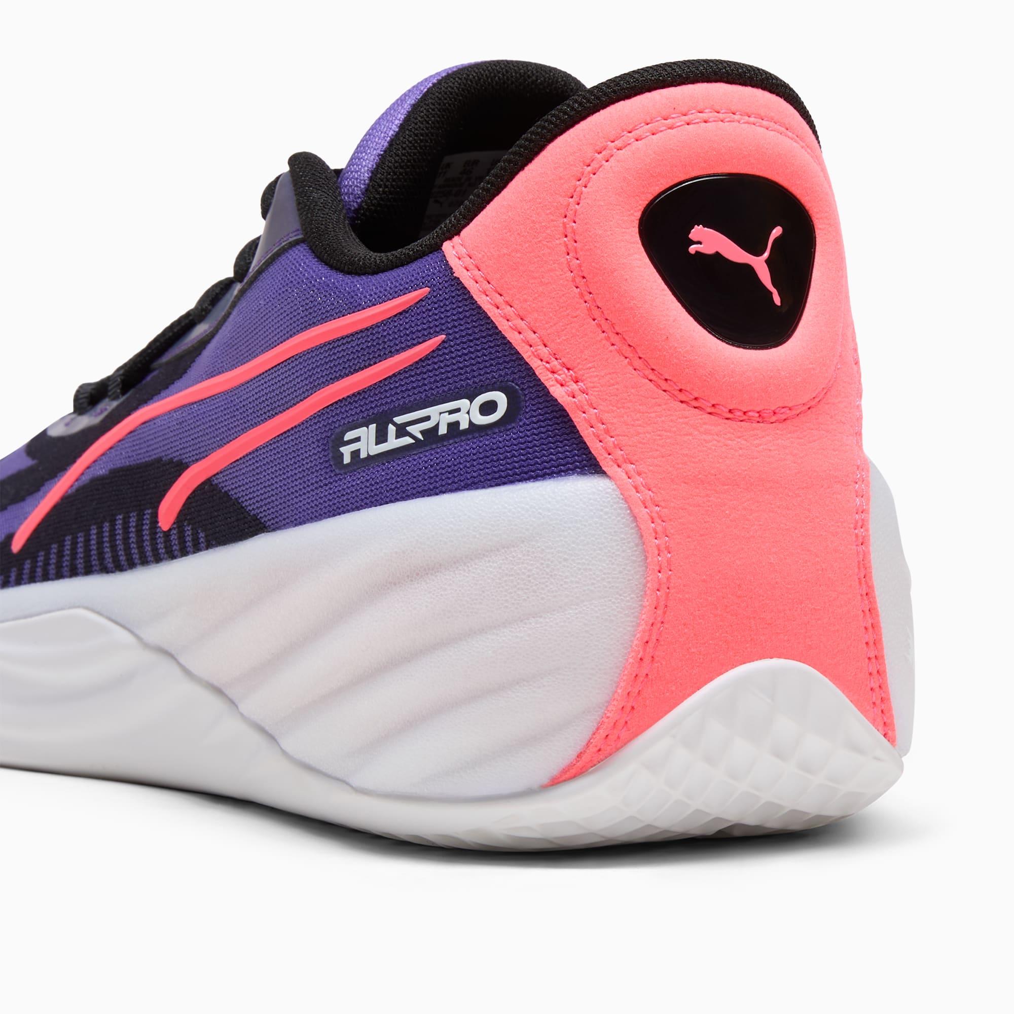 品良く着こなすため All-Pro-NITRO™-Men's- シューズ(男性用)