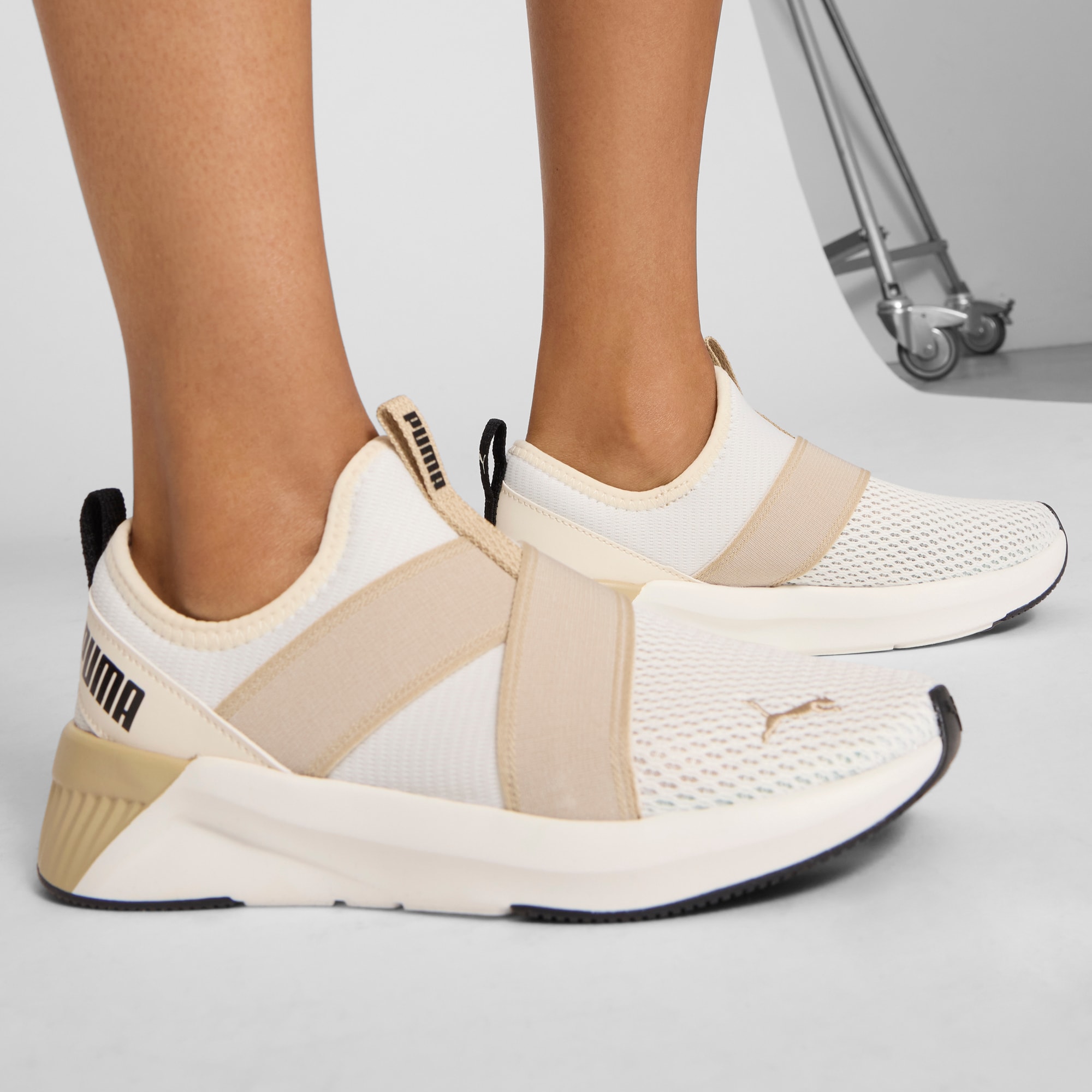 SOFTRIDE-Harli-Slip-On-Running