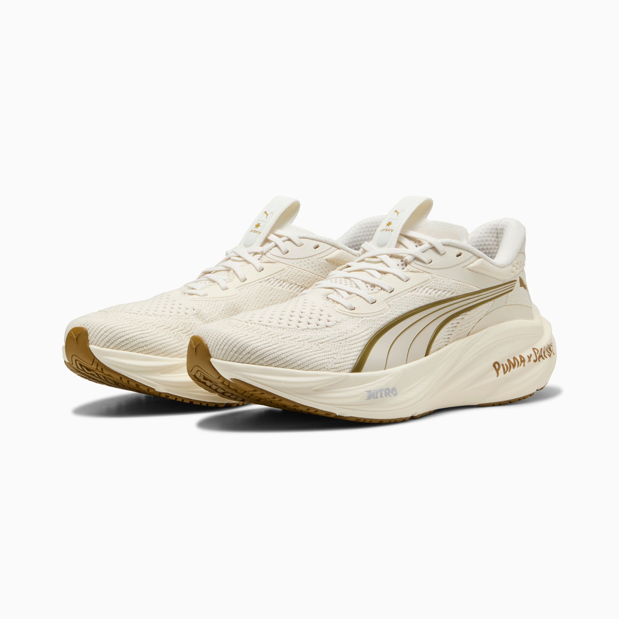 Chaussure de running Magnify 3 PUMA x SAYSKY Homme, Warm White-Honey Butter, large