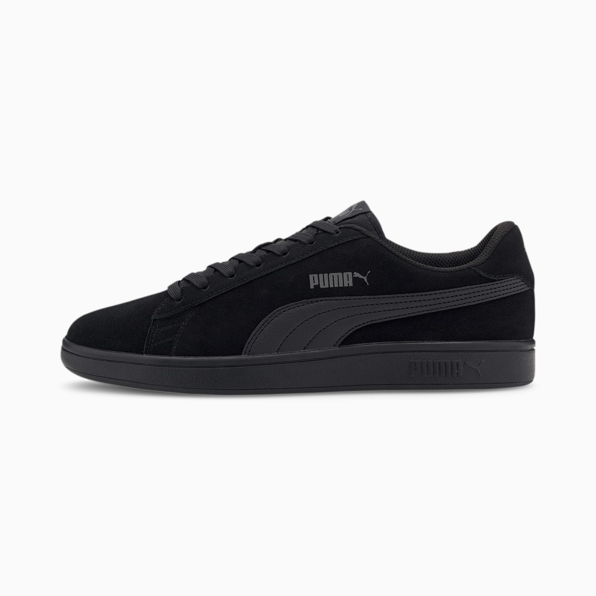 puma smash trainers in black and white