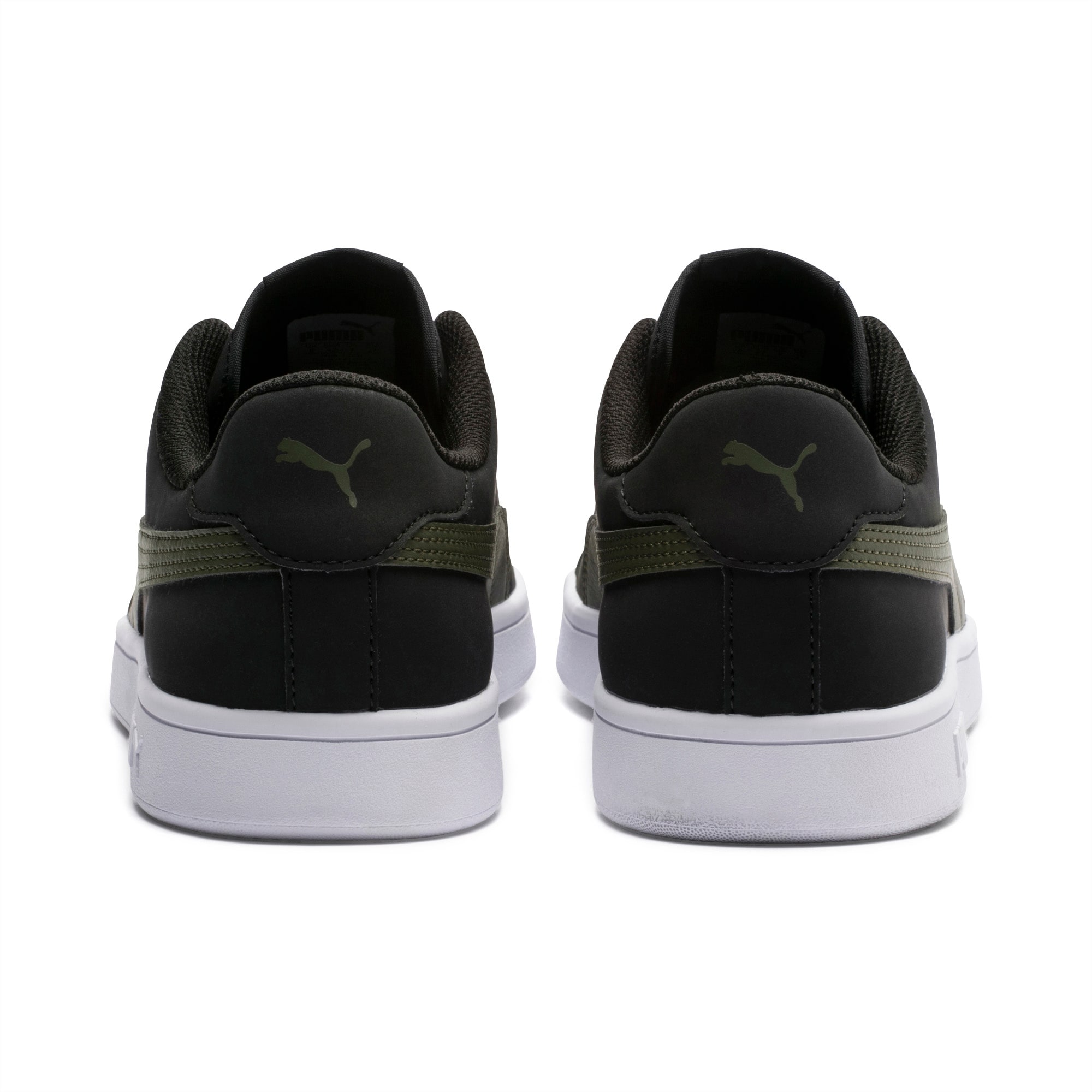 puma smash v2 buck trainers