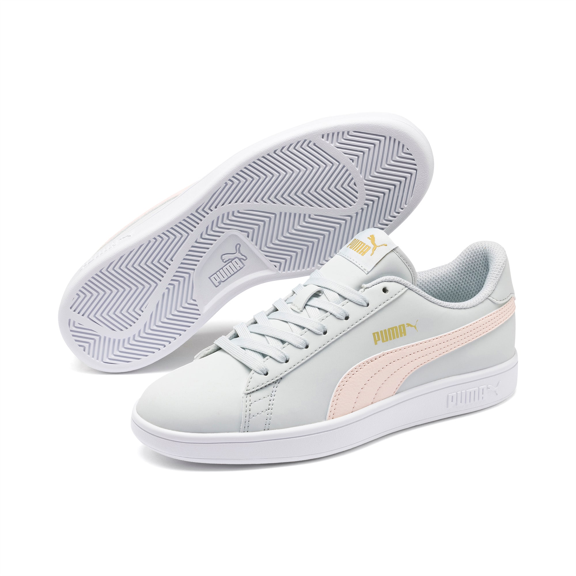 Puma smash v2 buck trainers deals