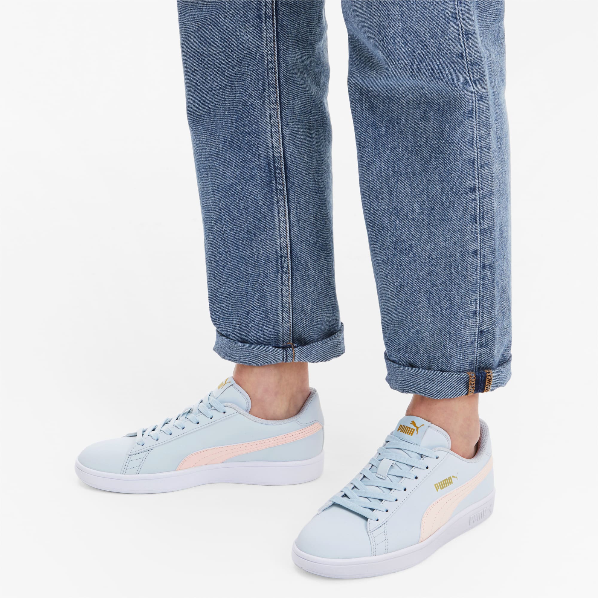 puma smash v2 buck trainers