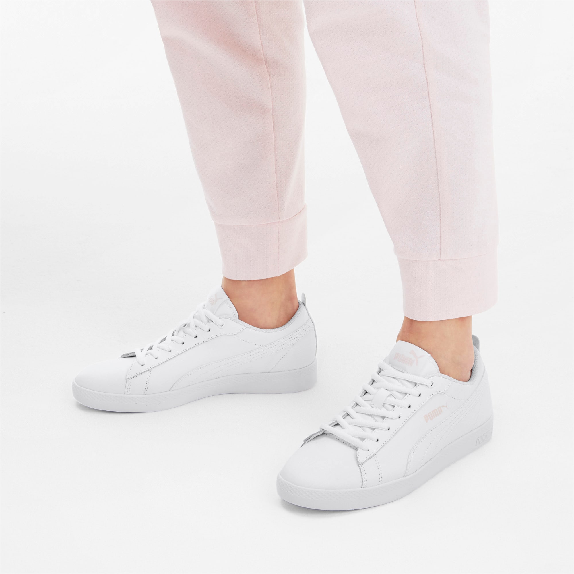 Smash v2 leather women's trainers clearance