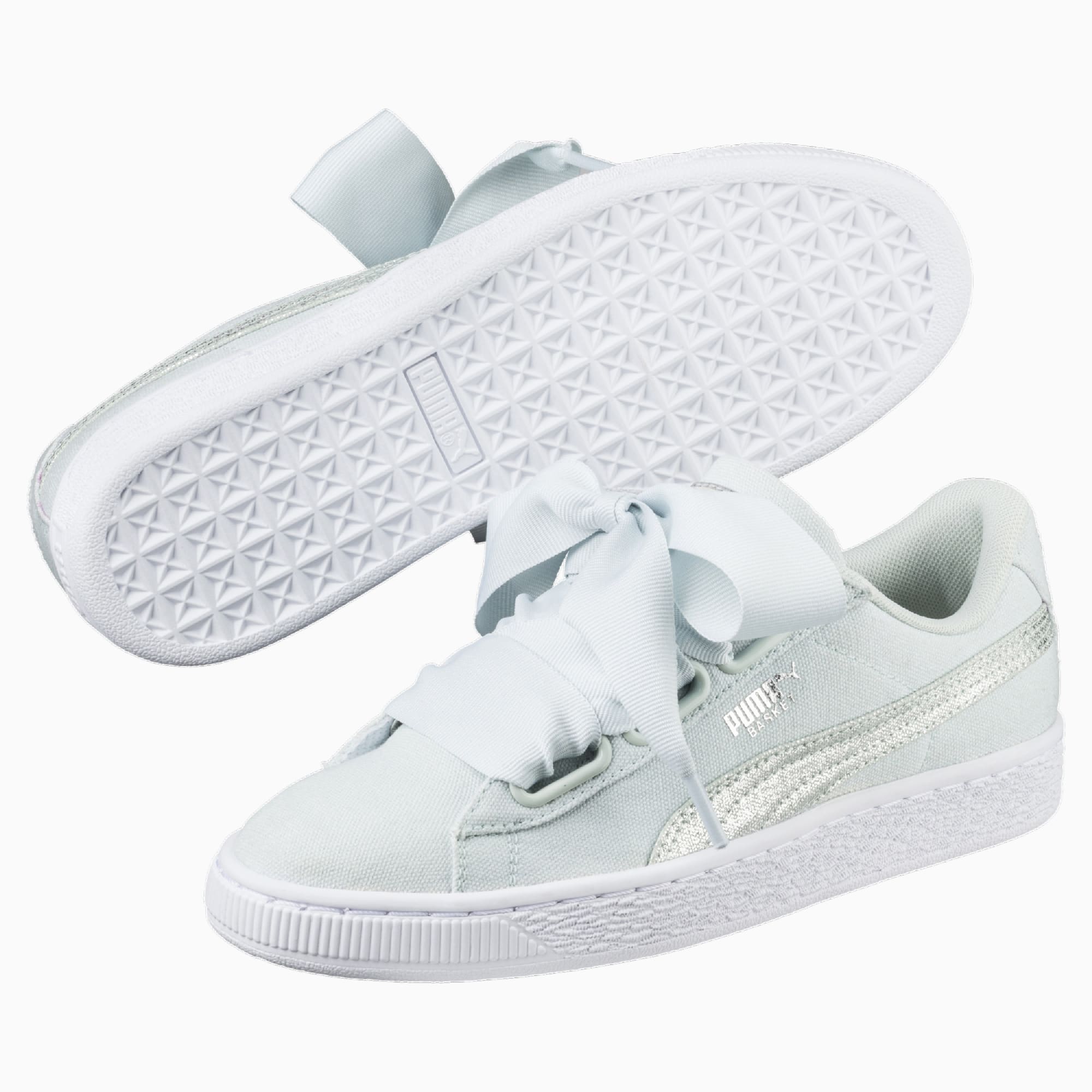 Puma basket deals heart canvas wn's