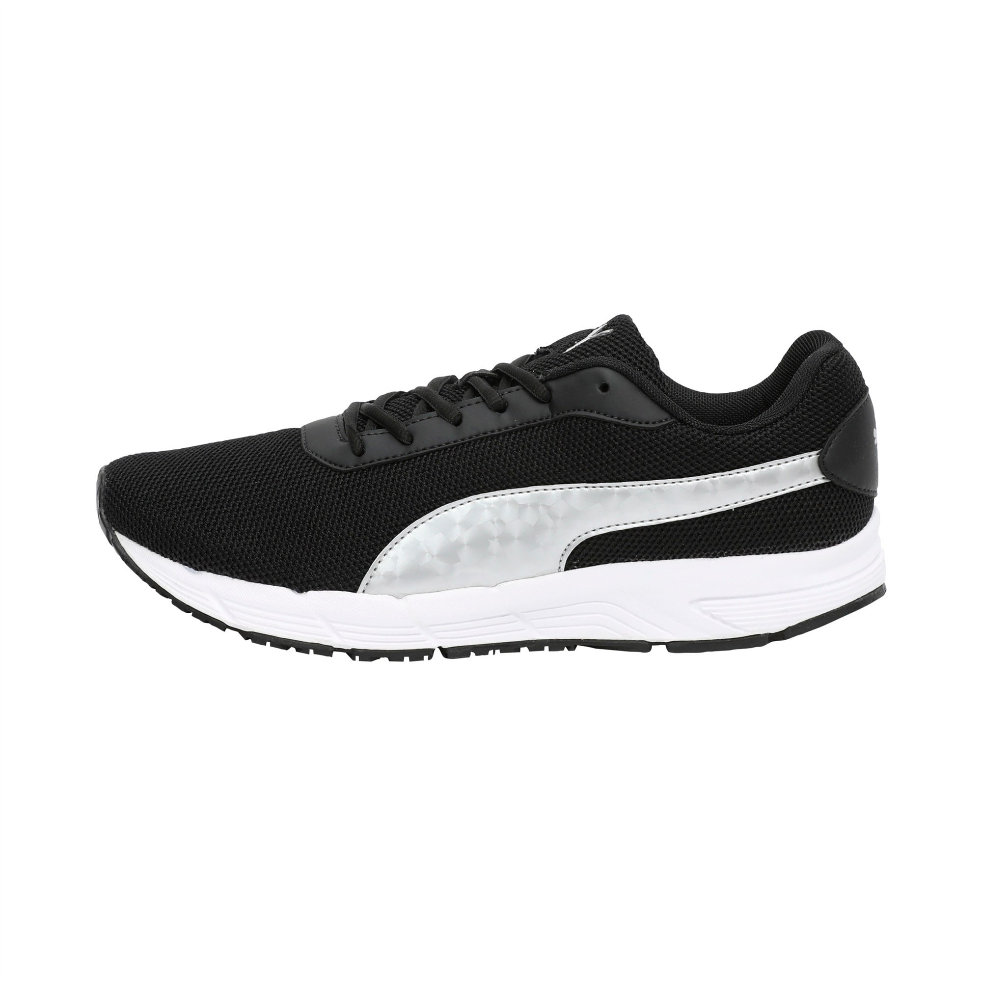 puma running white shoes