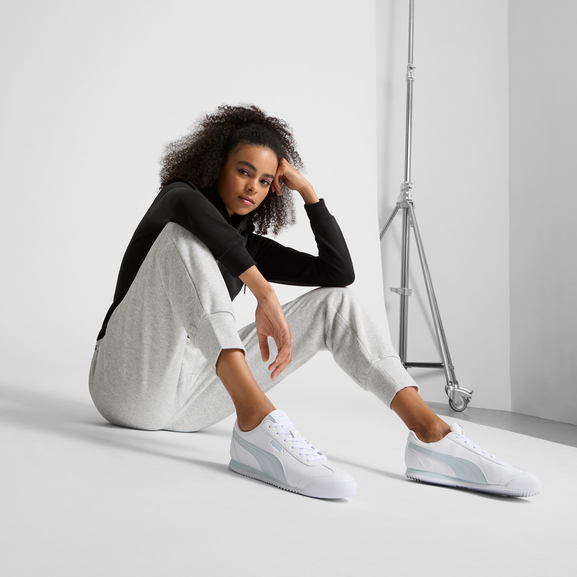 Turino Leather Women s Sneakers