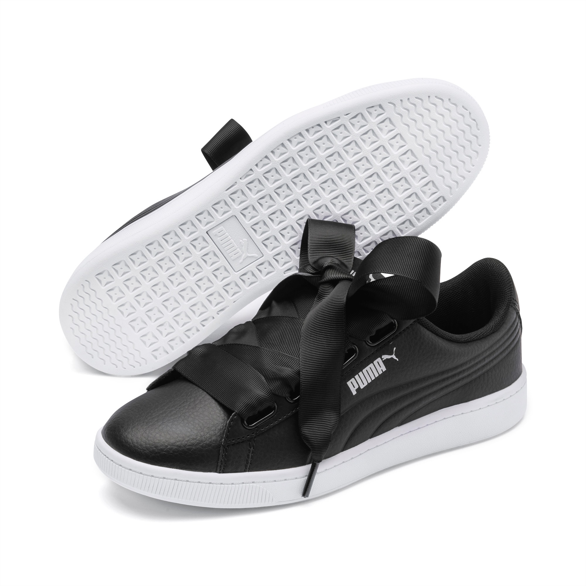 ＊＊リボンがCUTE♪ PUMA 新作 エナメルスニーカー ＊＊ リボンがCUTE♪ PUMA 新作 エナメルスニーカー ＊＊ (PUMA