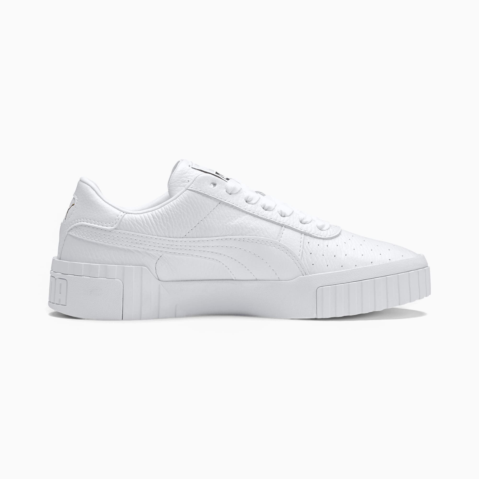 white shoes women puma