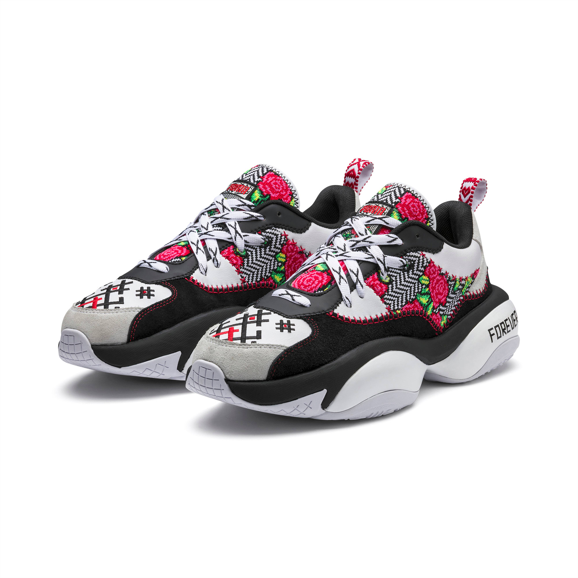 PUMA x JAHNKOY オルタレーション ウィメンズ スニーカー
