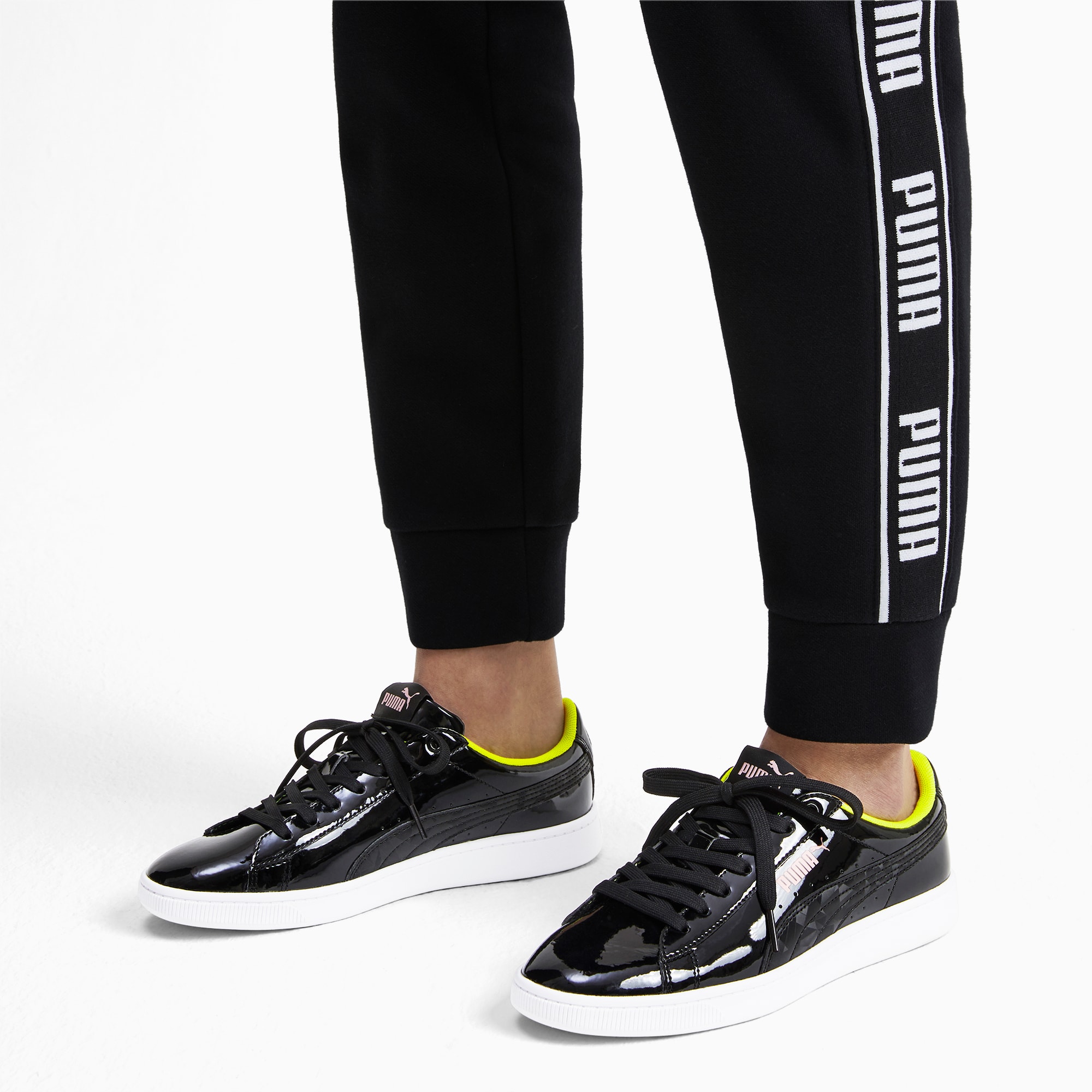 puma vikky v2 shift women's sneakers
