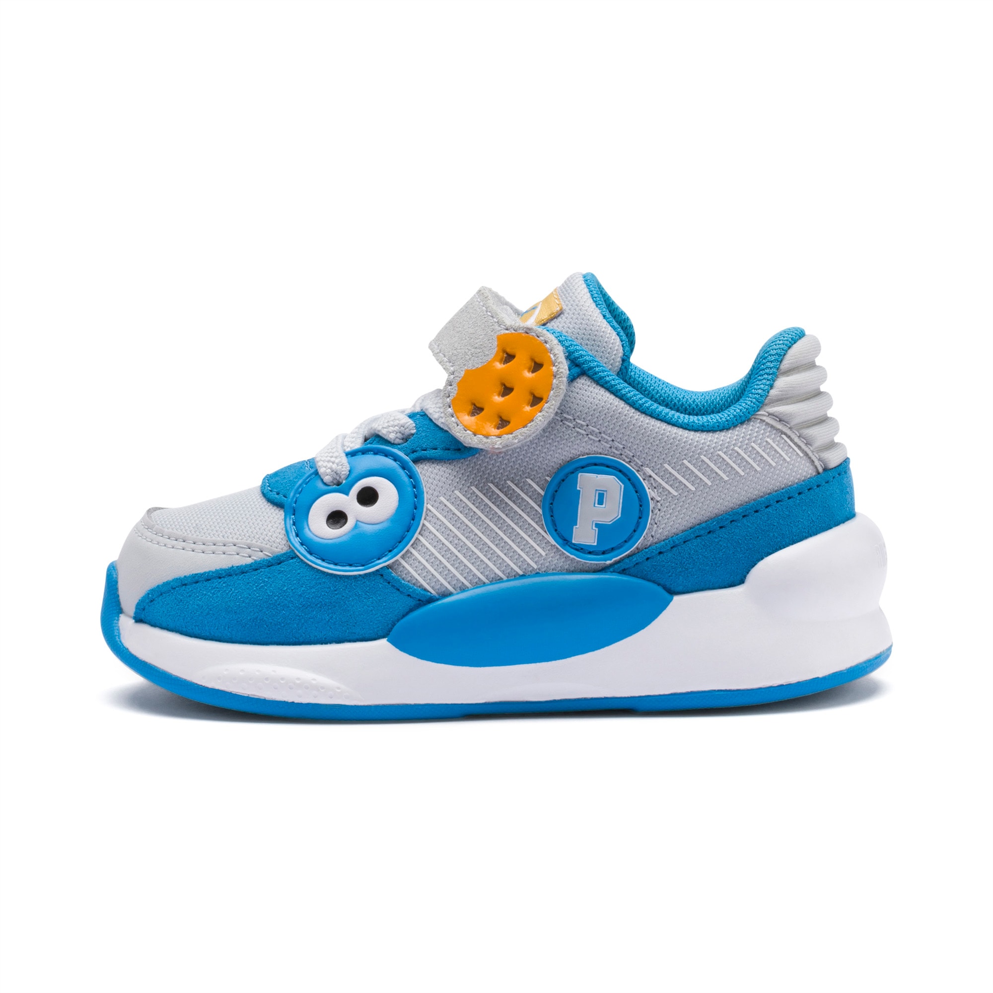 puma sports shoes 50 discount
